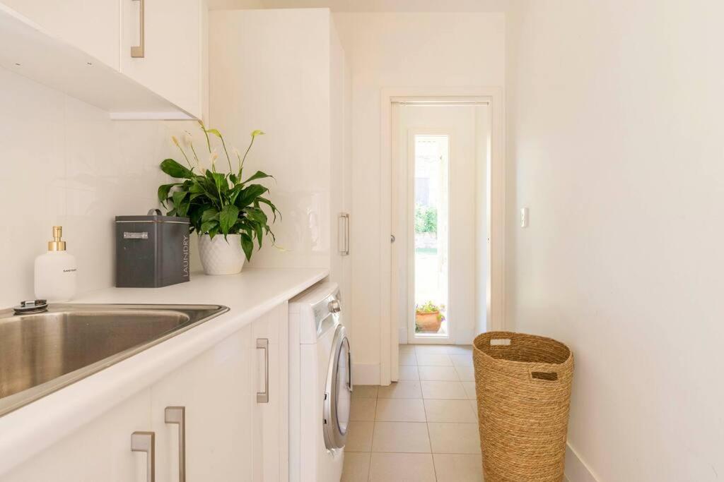 O'Briens of Clare - Stylish Pet Friendly Vineyard Accommodation