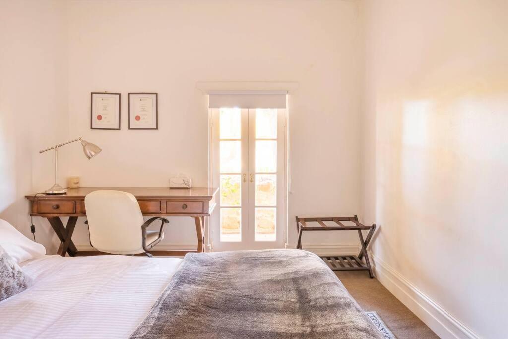 O'Briens of Clare - Stylish Pet Friendly Vineyard Accommodation