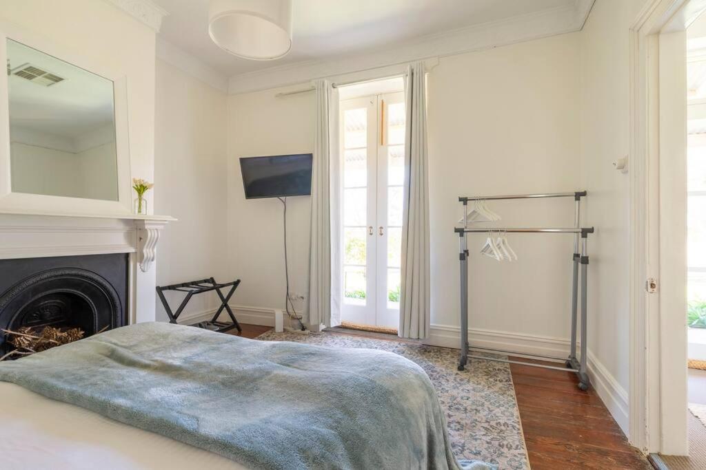O'Briens of Clare - Stylish Pet Friendly Vineyard Accommodation
