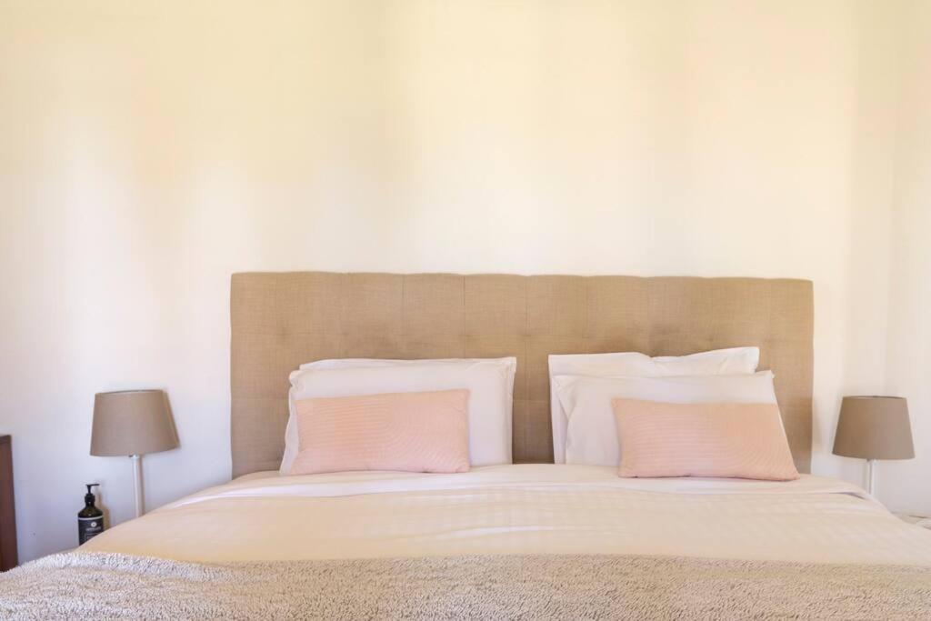 O'Briens of Clare - Stylish Pet Friendly Vineyard Accommodation