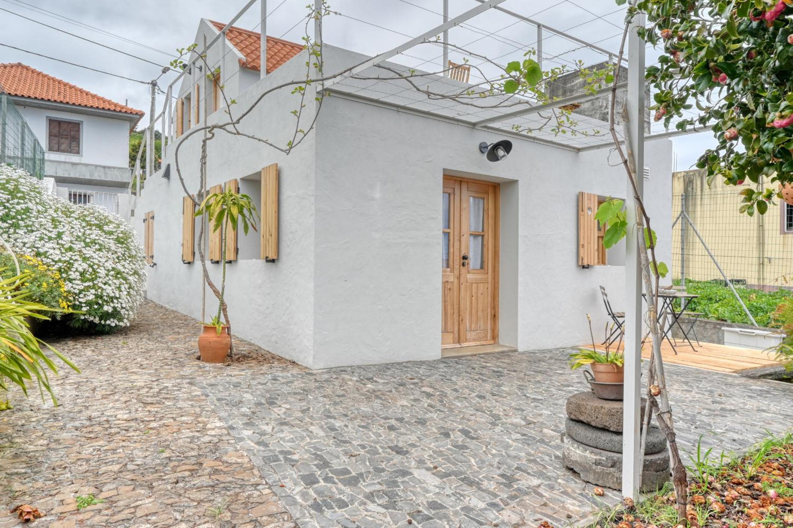 O Lagar do Avô, a Home in Madeira view 5