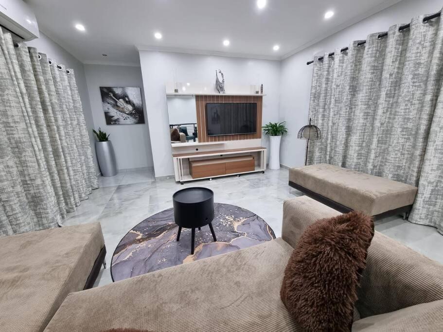 Hotel Luxury Secured Apartment - Image 1