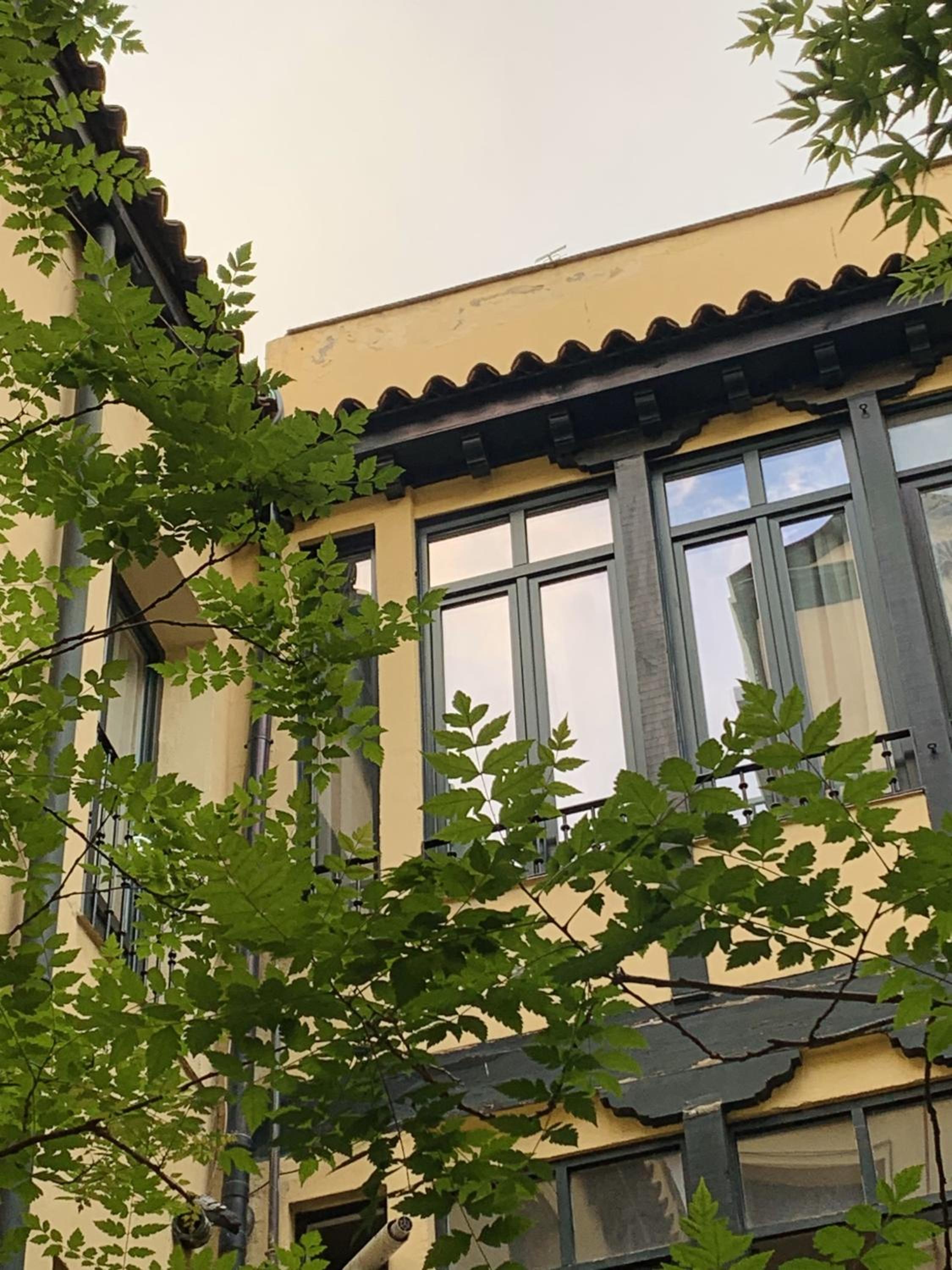 Modern Bright- Studio -Chueca