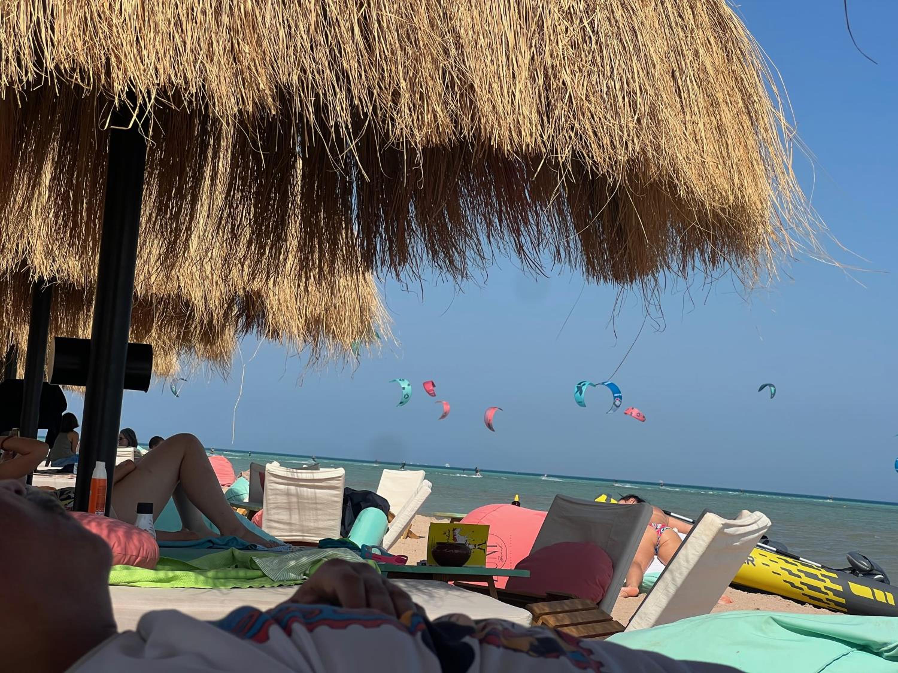 Mangroovy Seafront condo - Great Kite Surfing