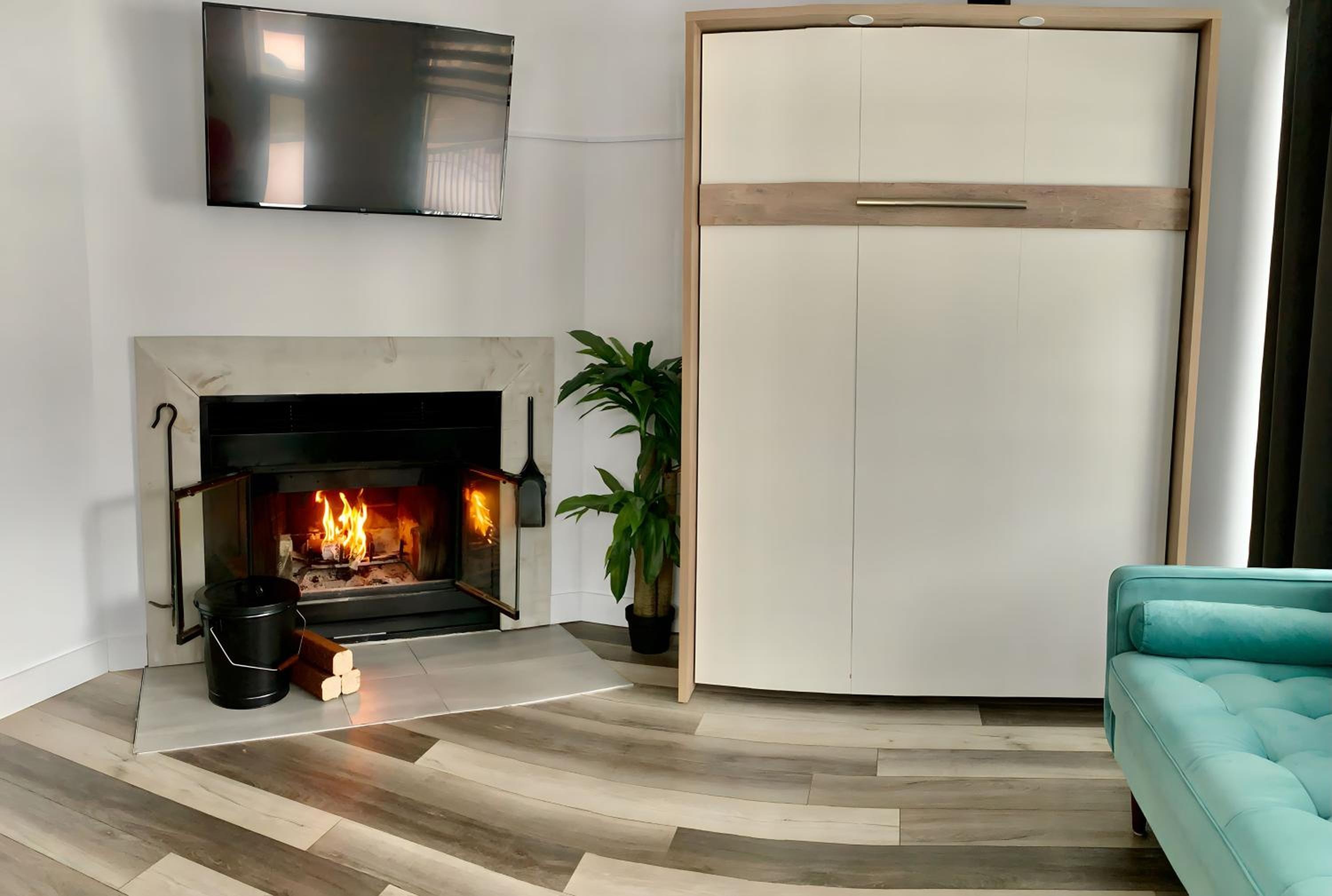 Le Loft du Loch - Condo près du lac et des montagnes!