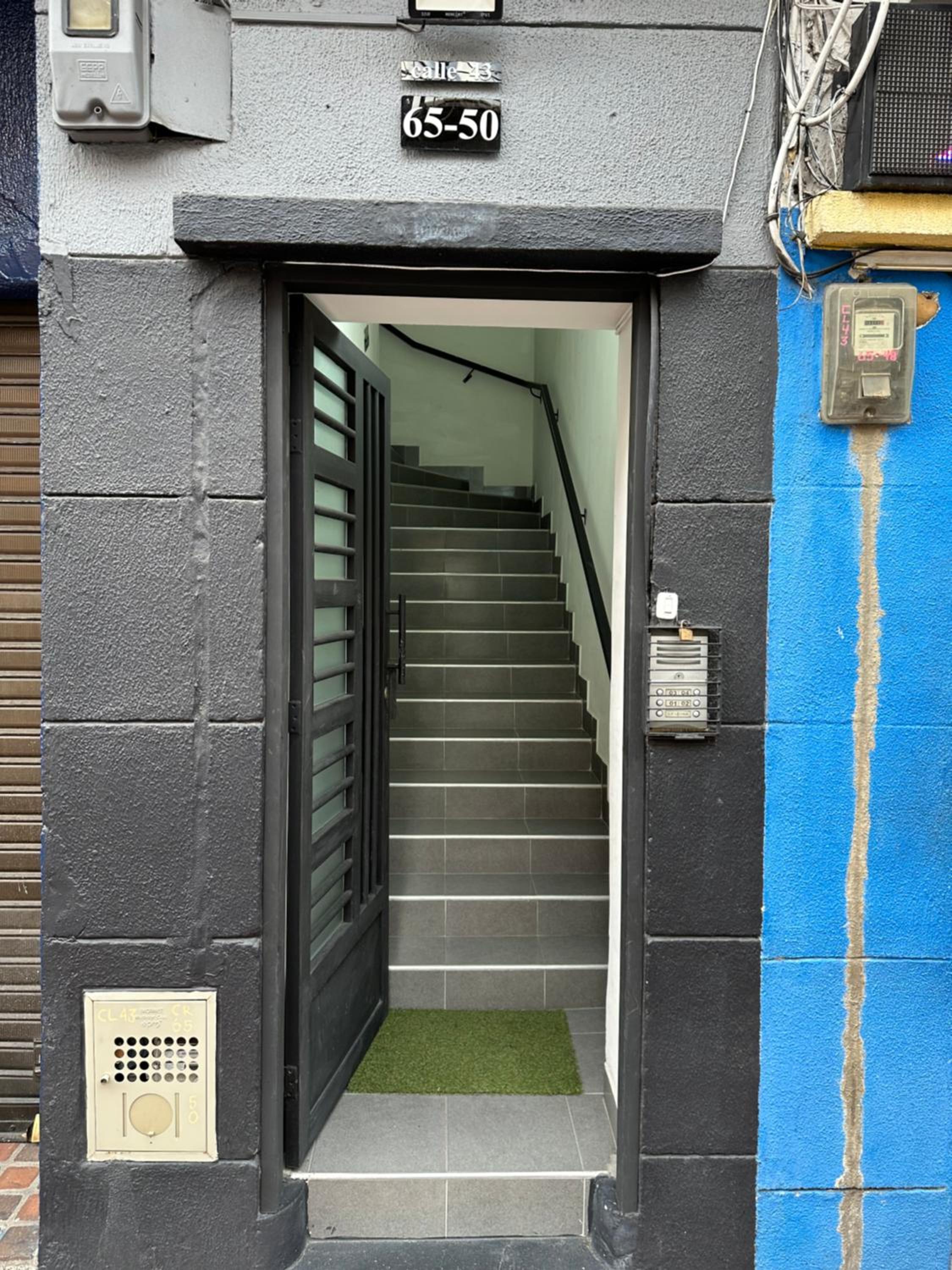 Aparta estudio amoblado Medellin, San joaquin