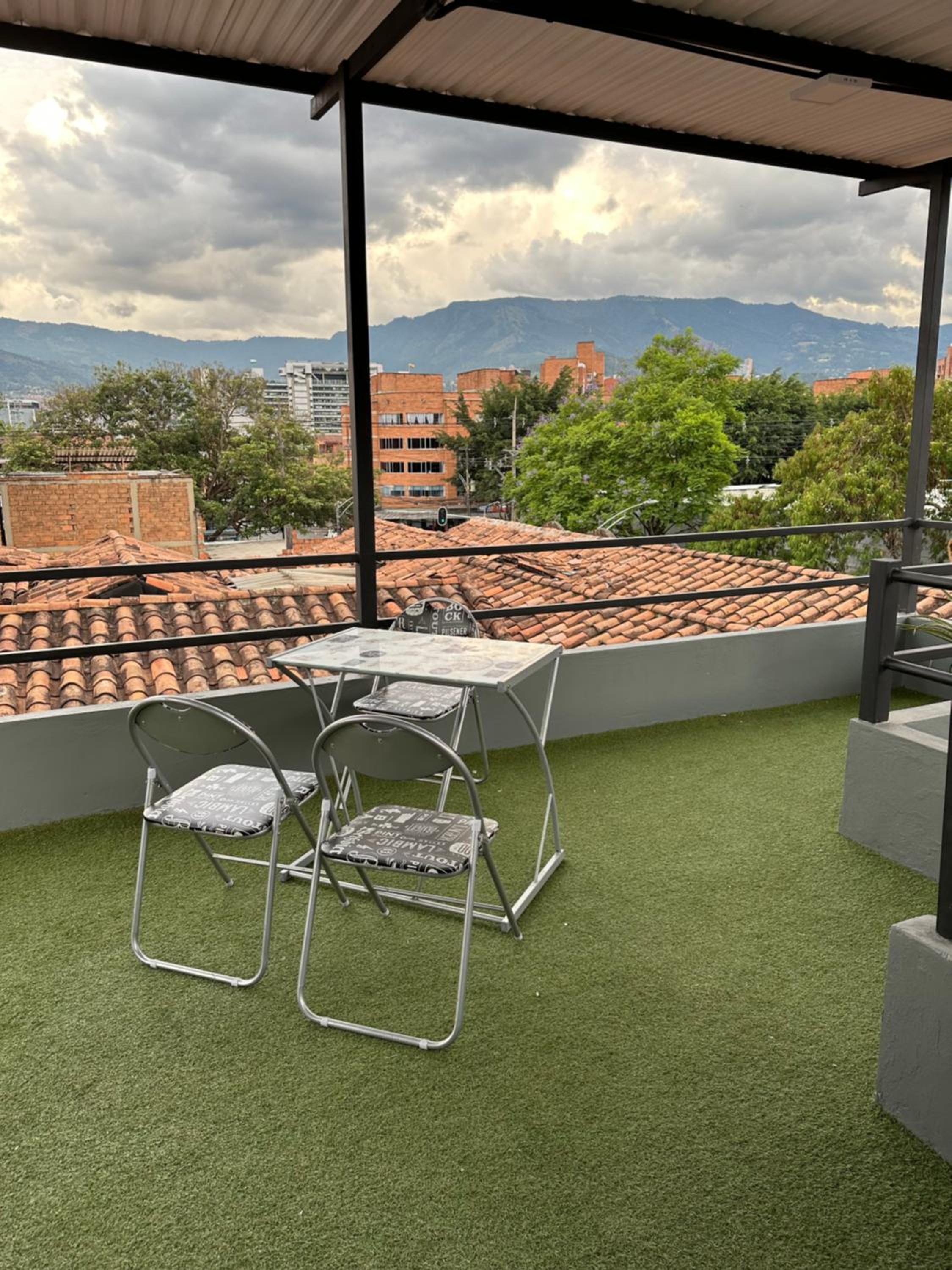Aparta estudio amoblado Medellin, San joaquin
