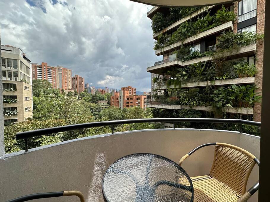 Nature and calm in El Poblado 505