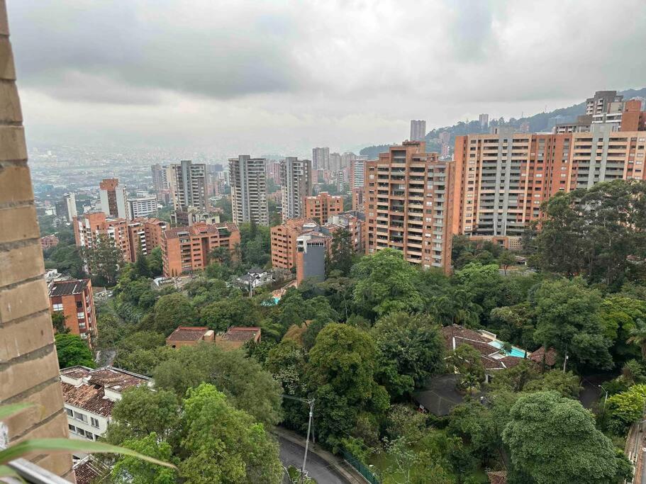 Best views of Medellin in El Poblado 1713