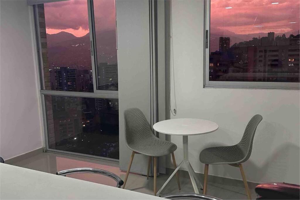 Best views of Medellin in El Poblado 1713