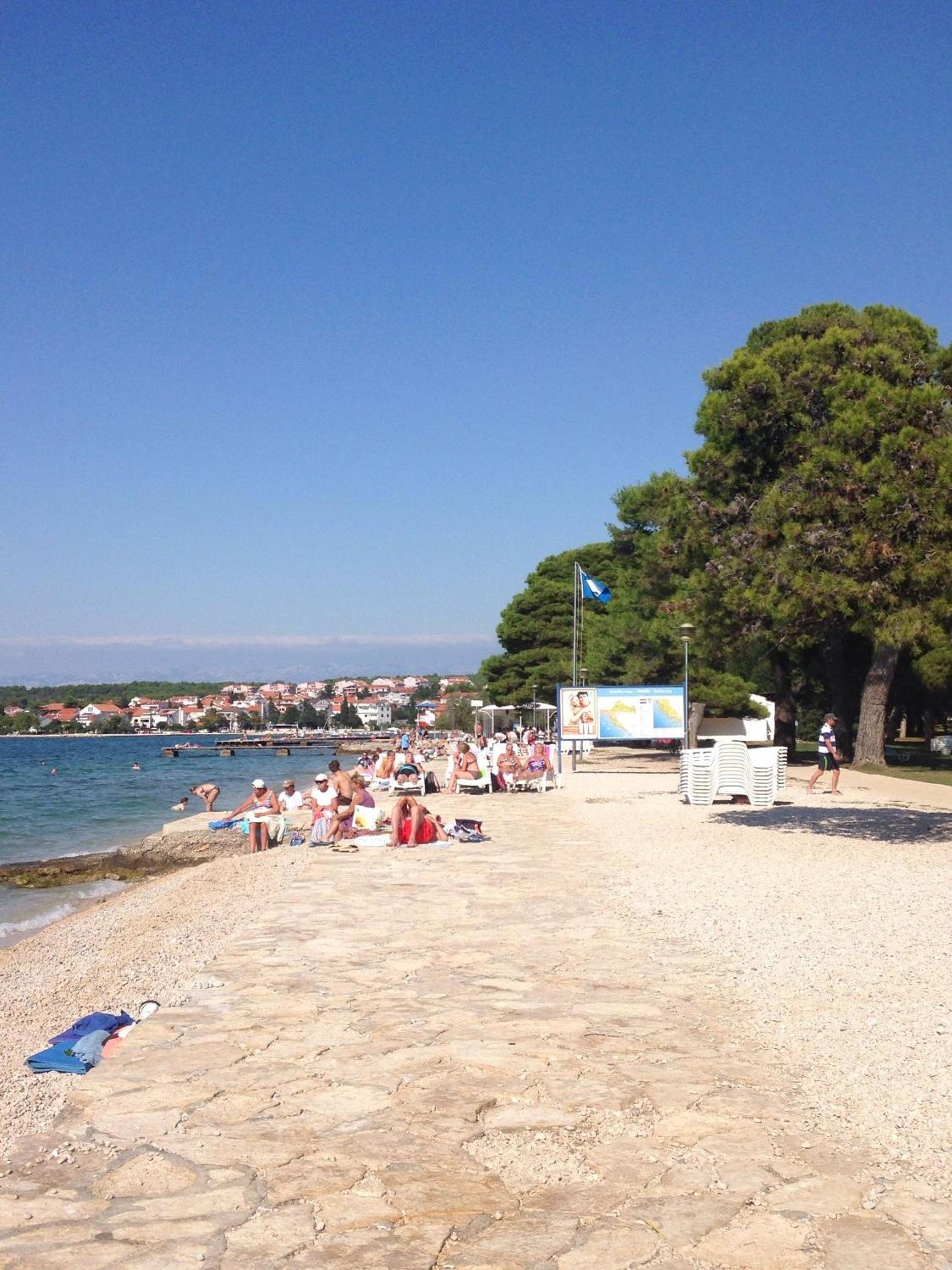 Apartment in villa, big garden, private pool, close to beach and Zadar town view 5