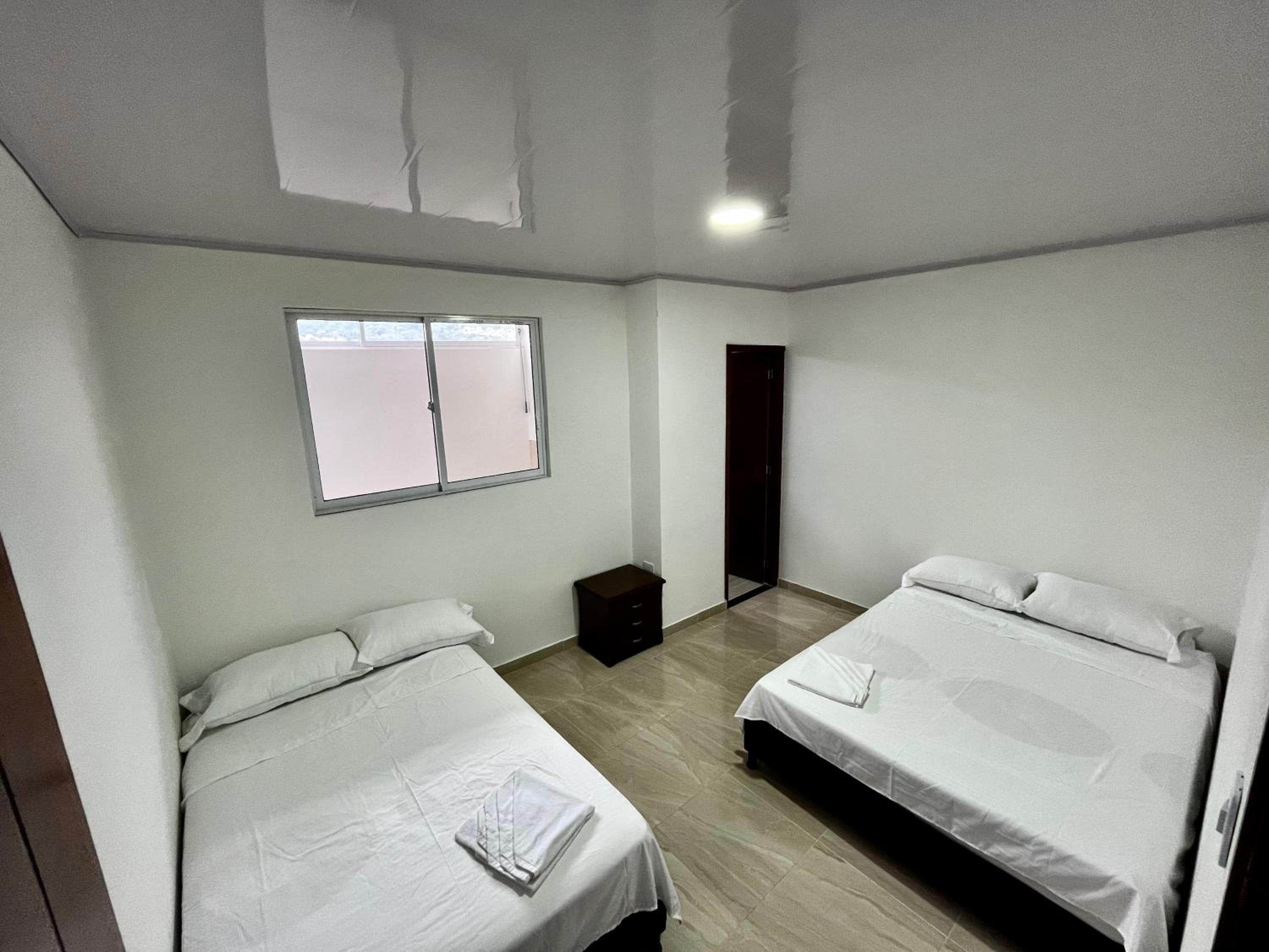 APARTAMENTO FULL HOUSE con BALCON