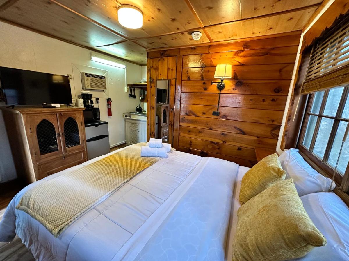 Sun Valley Cottages