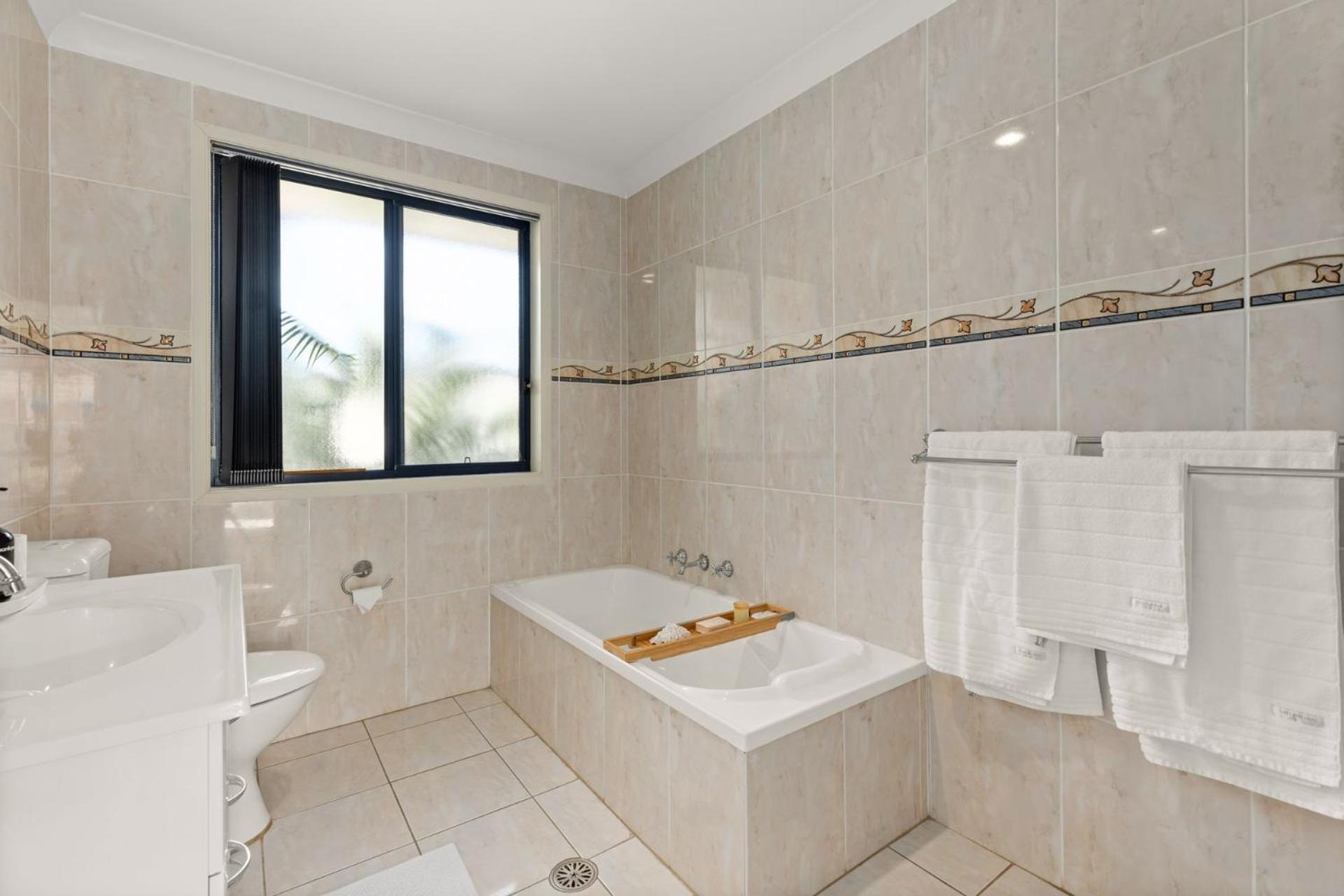 Coastal Villa by Experience Jervis Bay