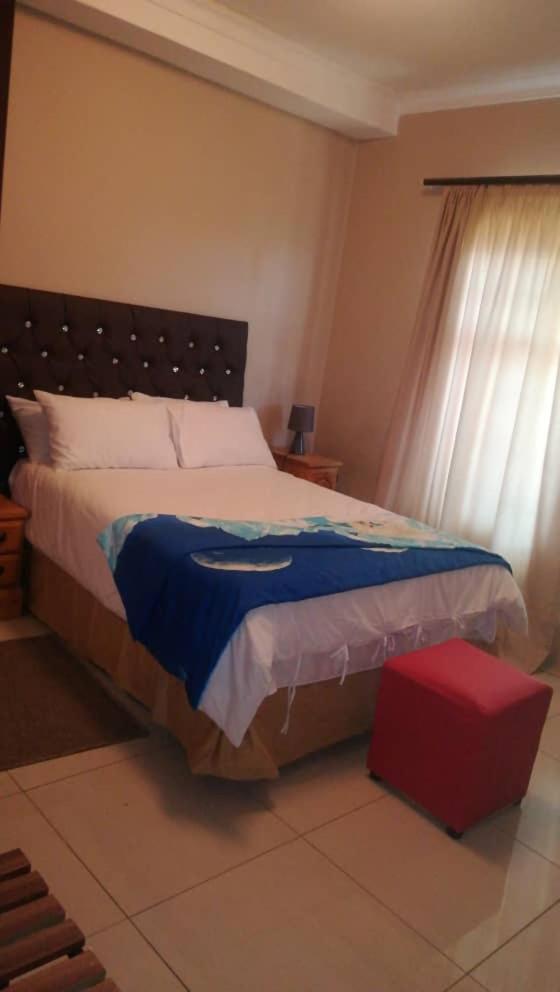 EE Maison Bed and Breakfast