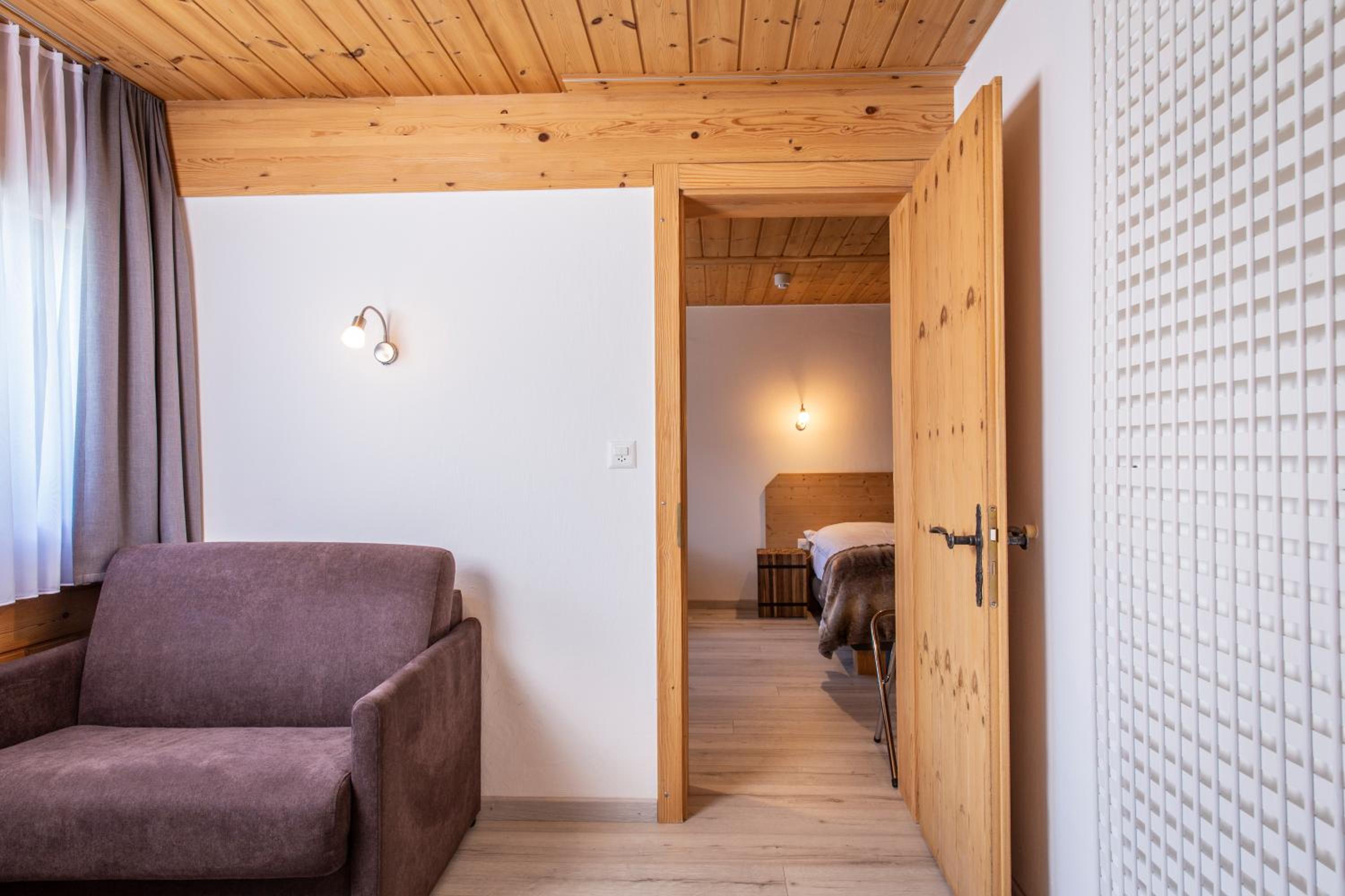 Hôtel Alpina - Swiss Ski & Bike Lodge Grimentz