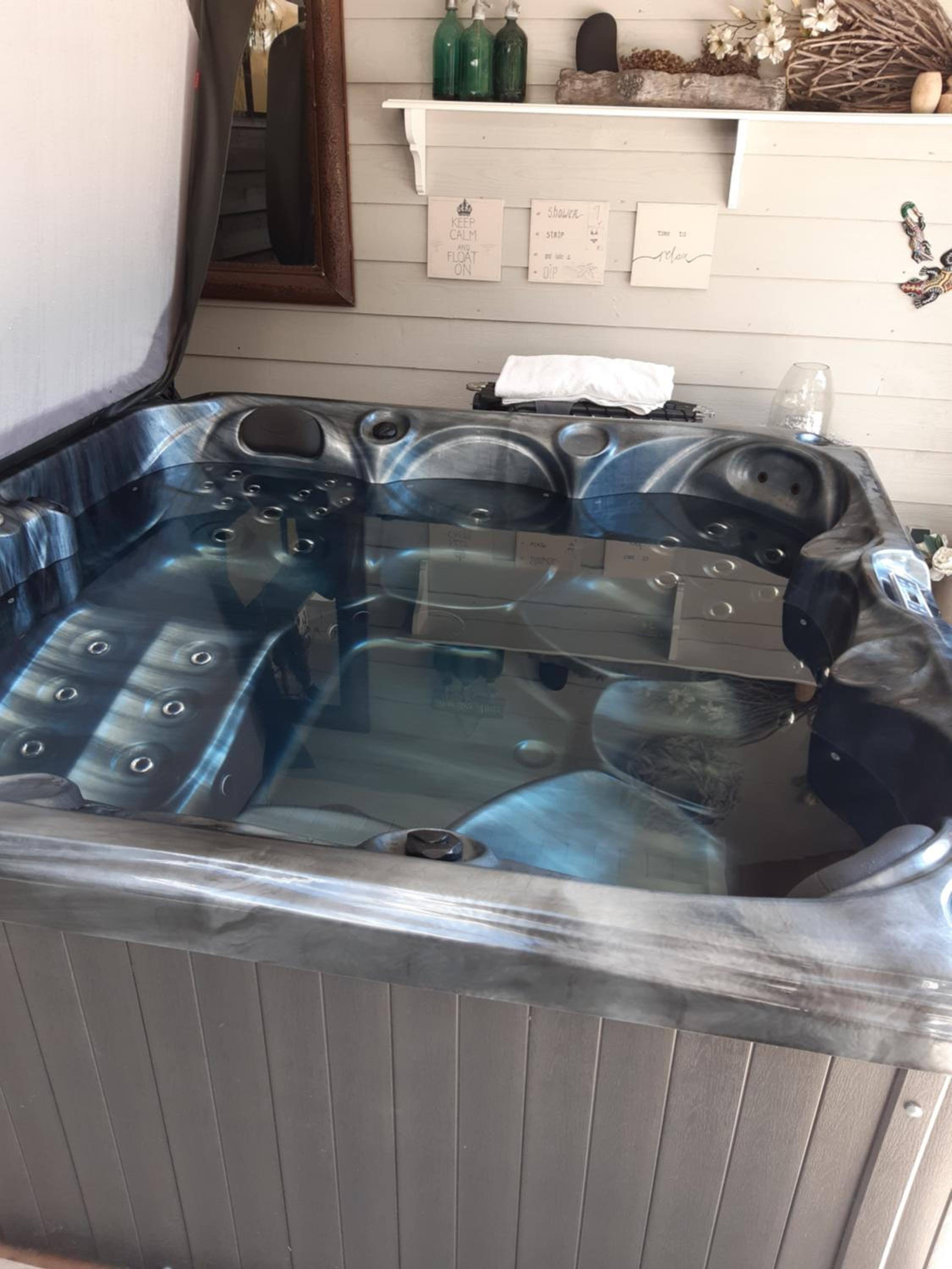 BenB Humblebee met jaccuzi