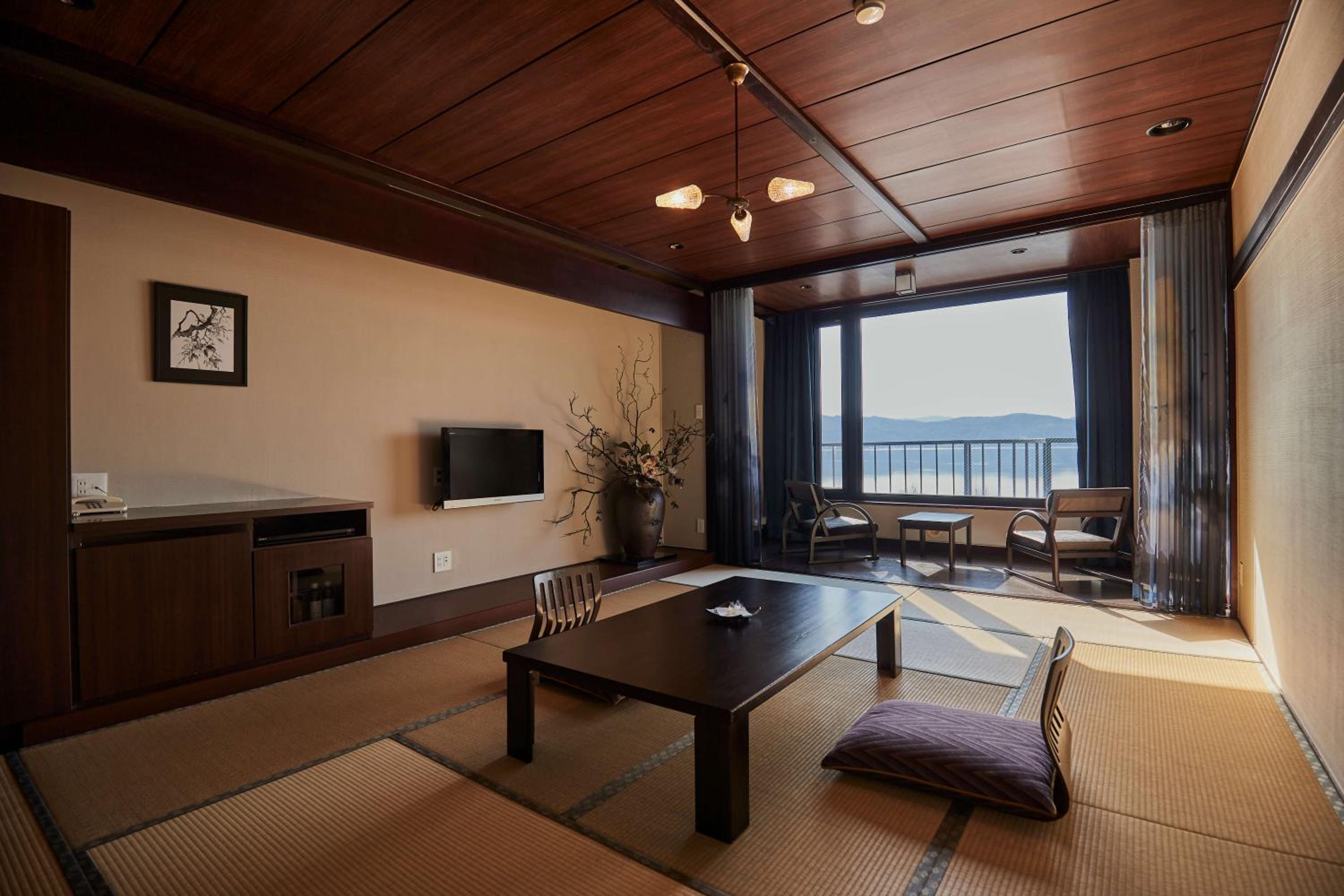Kamisuwa Onsen Shinyu