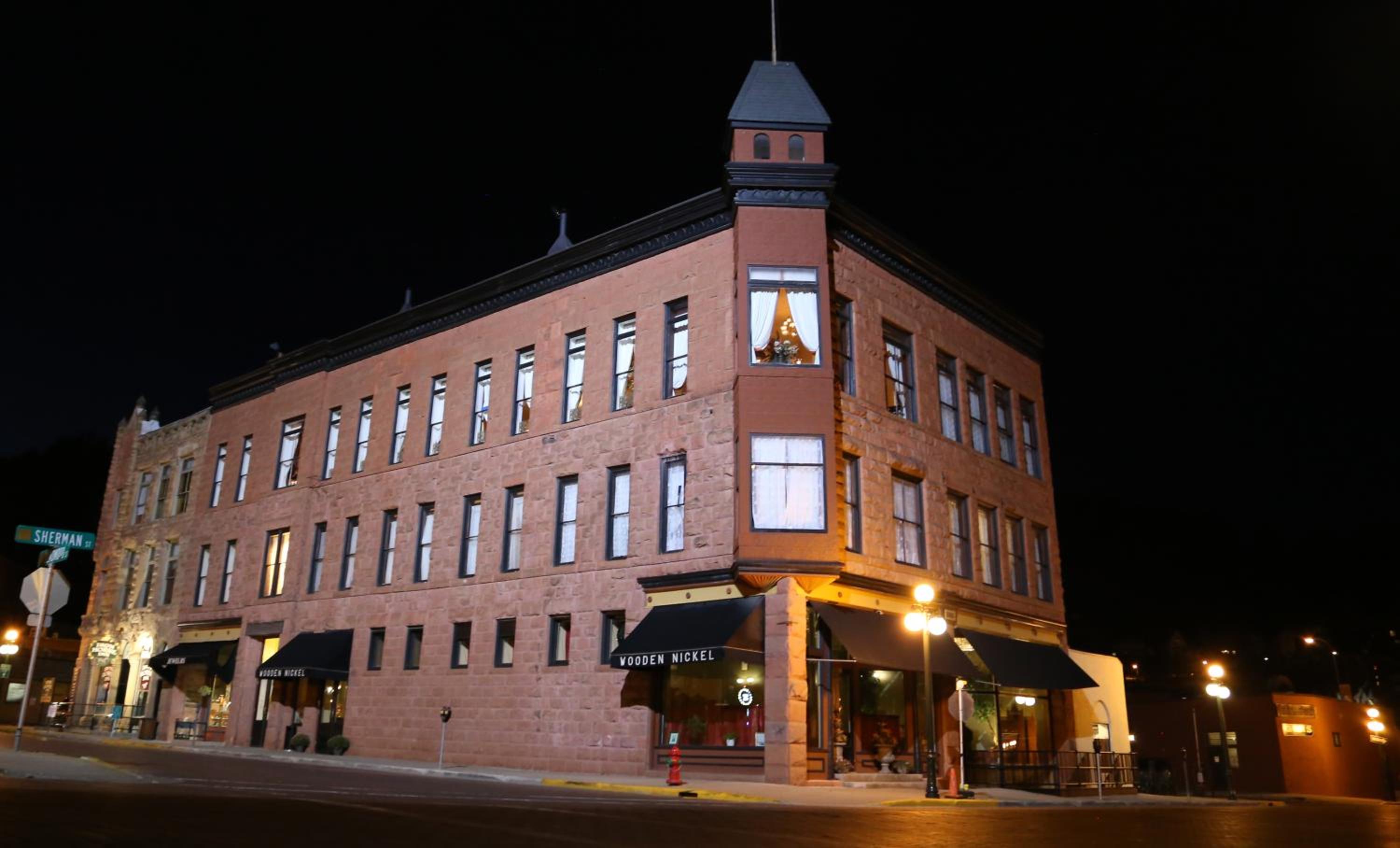 Martin & Mason Hotel view 2