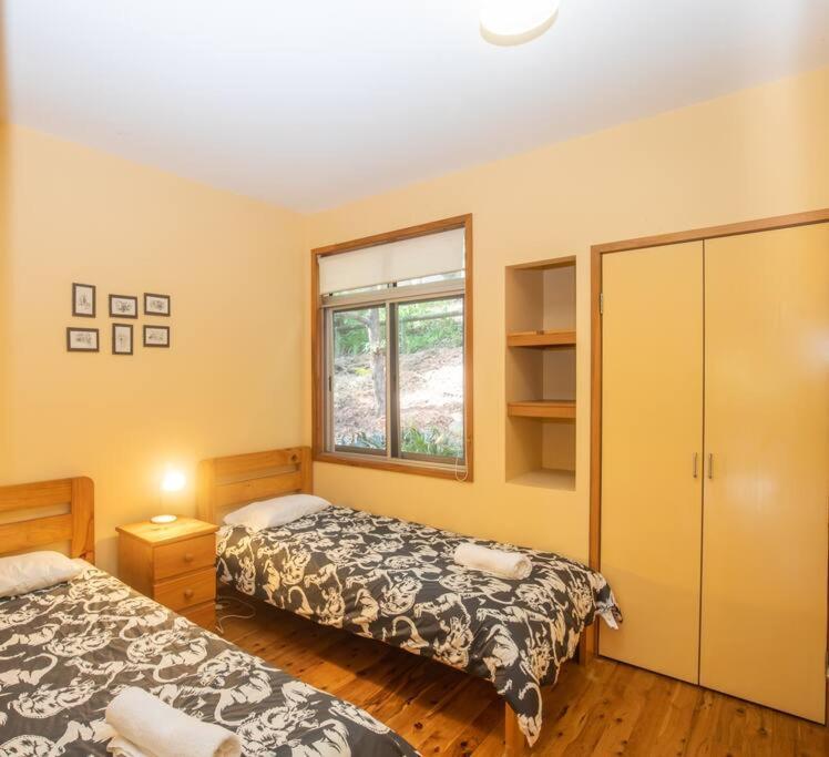 Bethongabel + Huge Home + sleeps 9 + Central