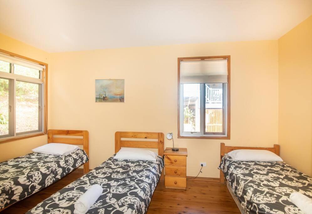 Bethongabel + Huge Home + sleeps 9 + Central