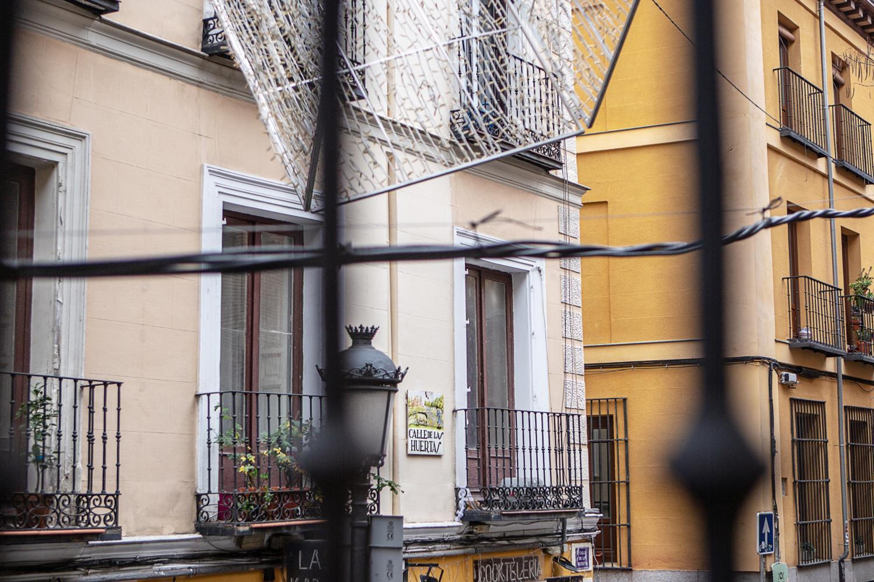 Calle Huertas Coqueto by RegalateMadrid