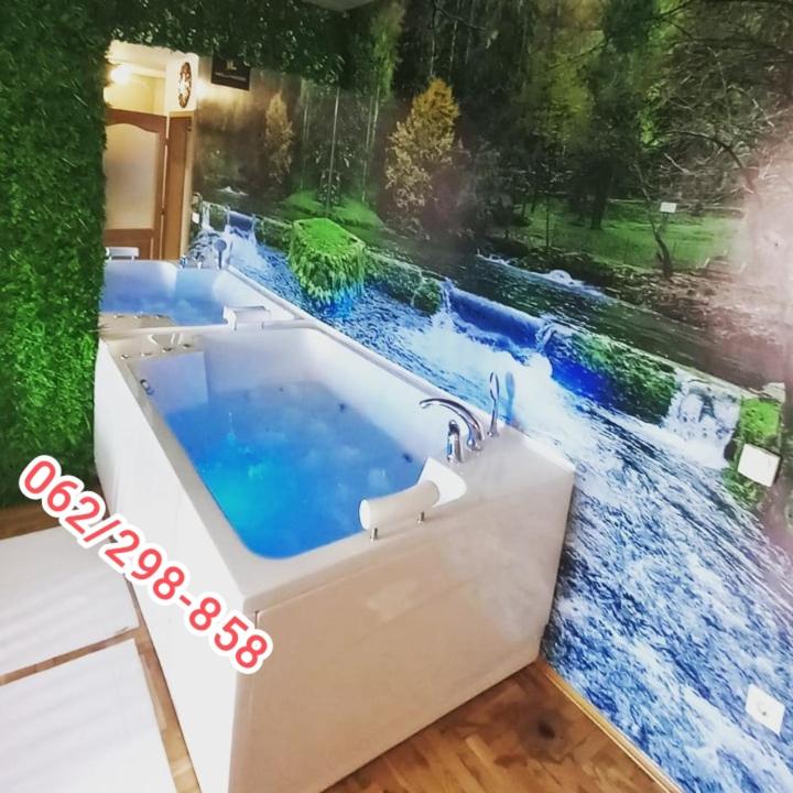 JACUZZI for RELAX - HOLLYWOOD Apartment, STUP, Sarajevo