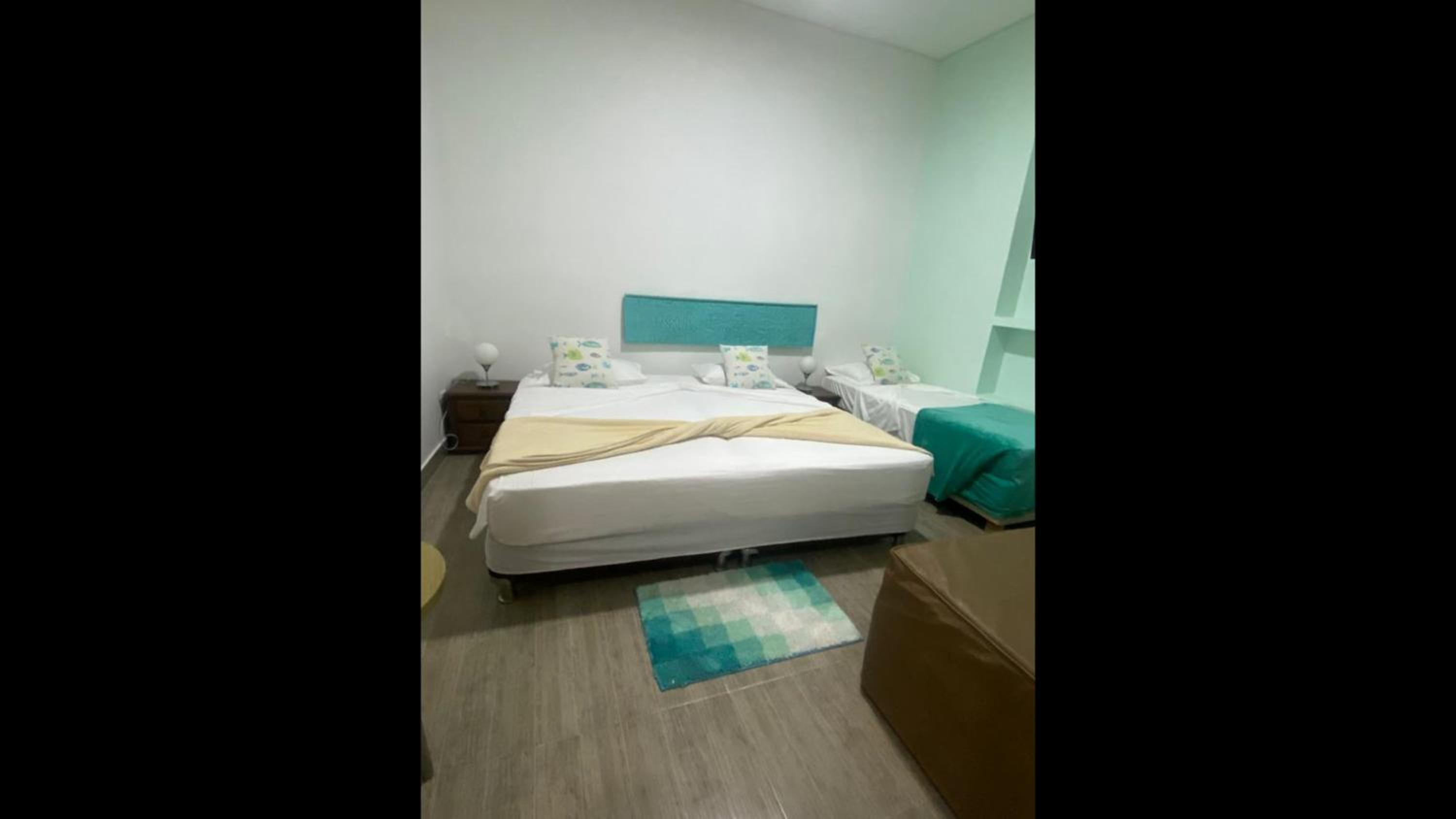 4cr-1M 4 Bedroom House In Getsemani With Air Conditioning And WIFI