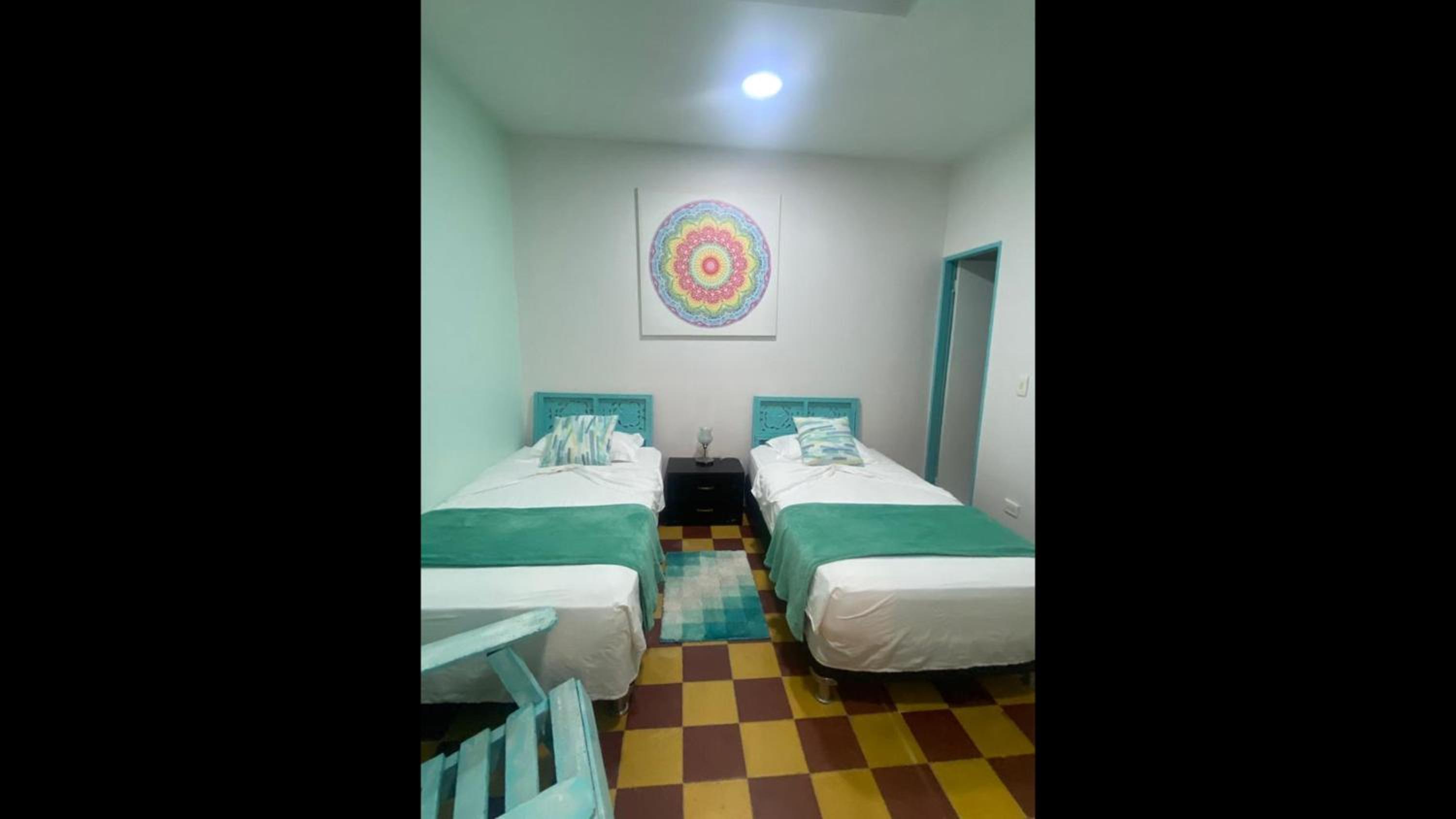4cr-1M 4 Bedroom House In Getsemani With Air Conditioning And WIFI