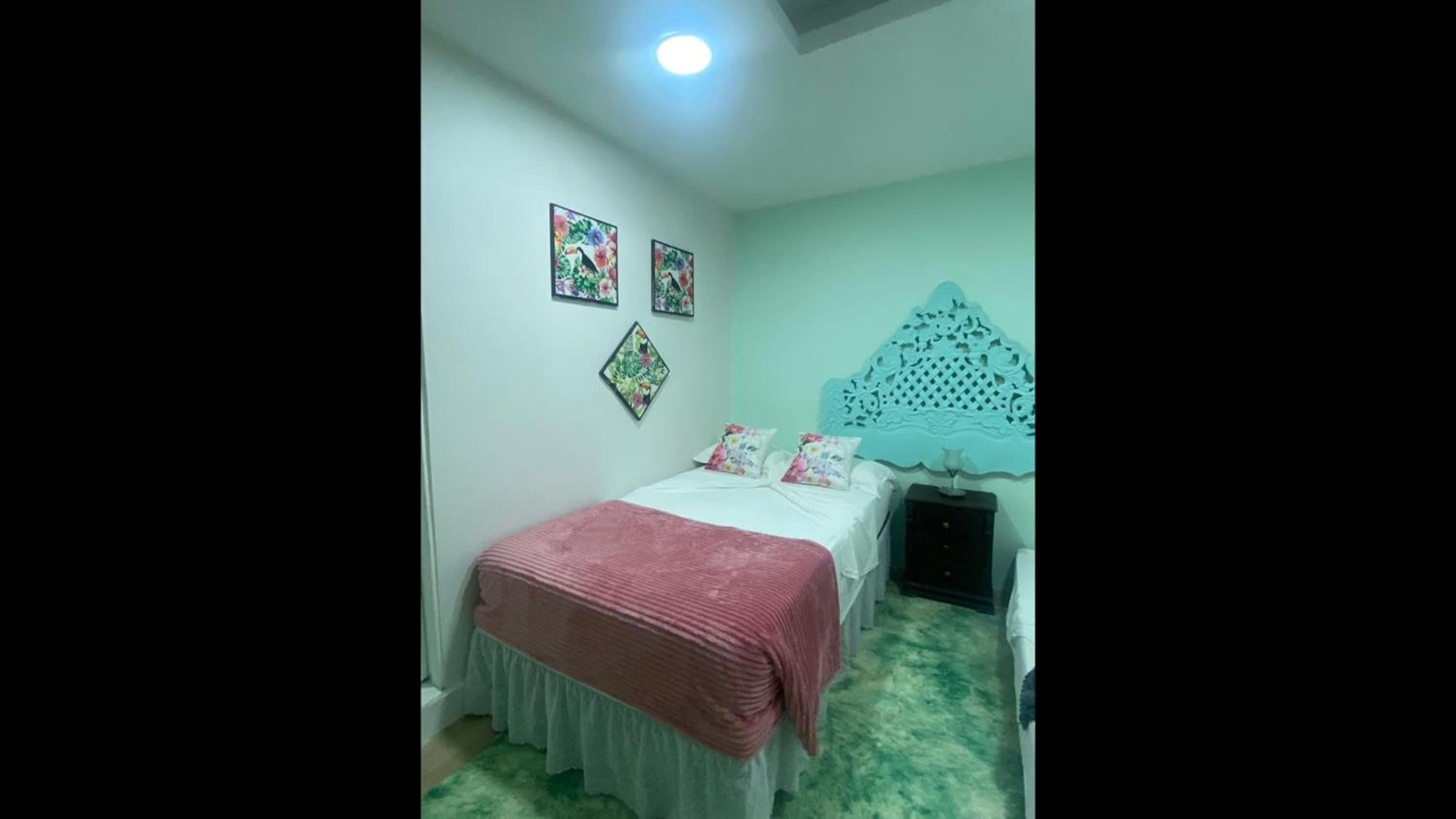 4cr-1M 4 Bedroom House In Getsemani With Air Conditioning And WIFI