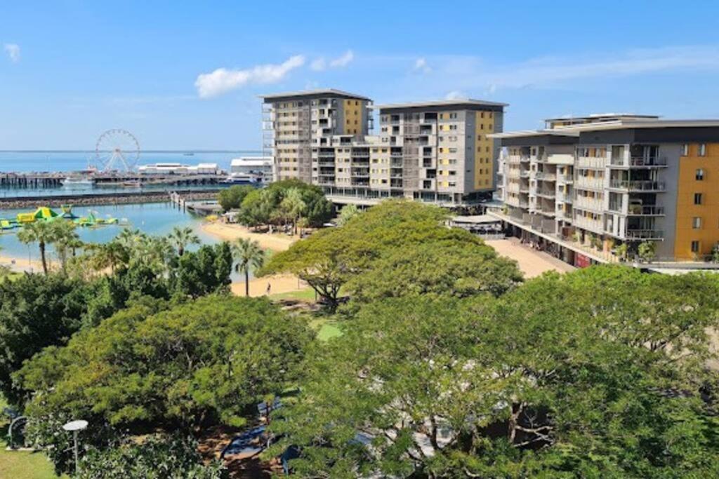 ZenLux: 4BR Bayview Mansion Infinity Pool + Cinema