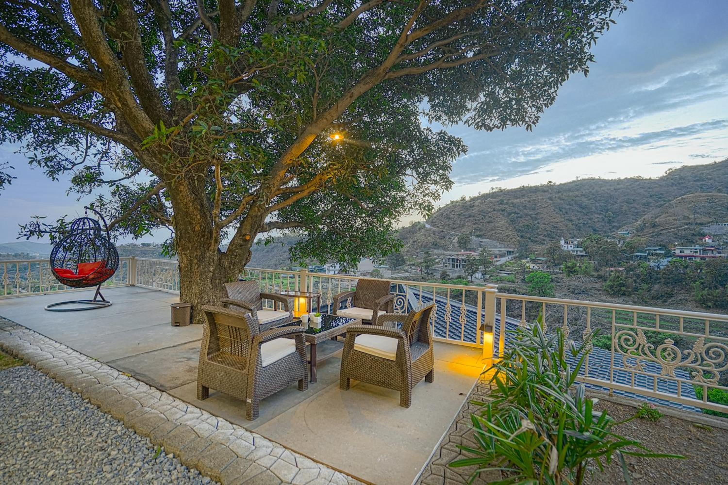 SaffronStays Woodpeckers Perch Villa, Dehradun