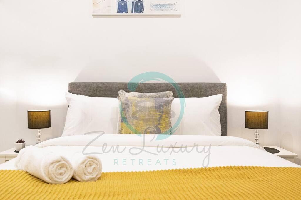 ZEN Central Bliss 2BR Holiday Retreat in the CBD