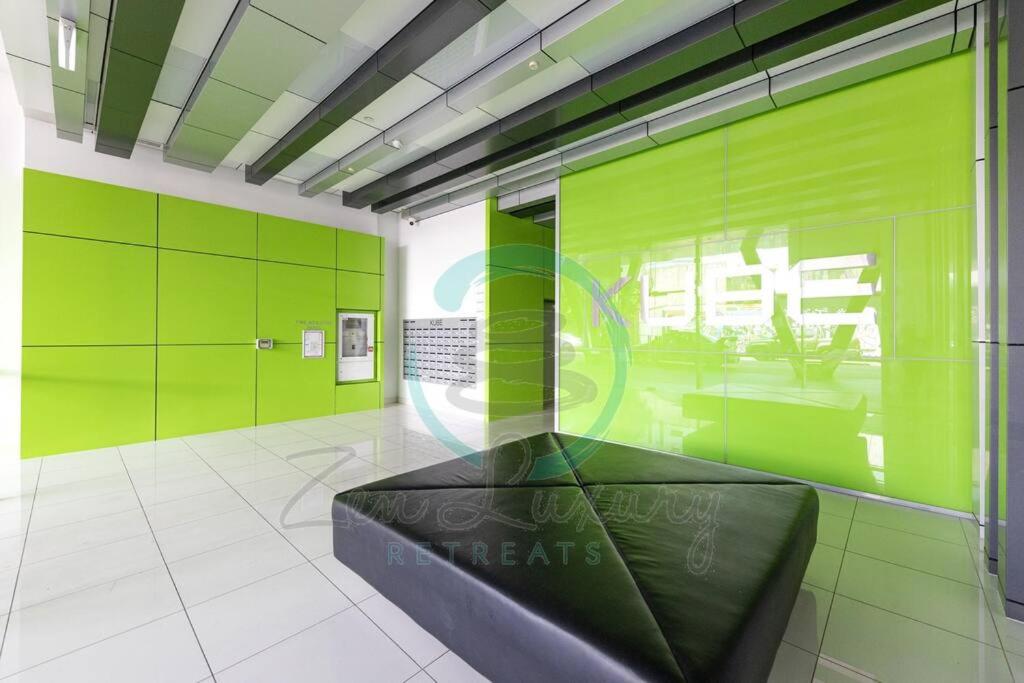 ZEN Central Bliss 2BR Holiday Retreat in the CBD