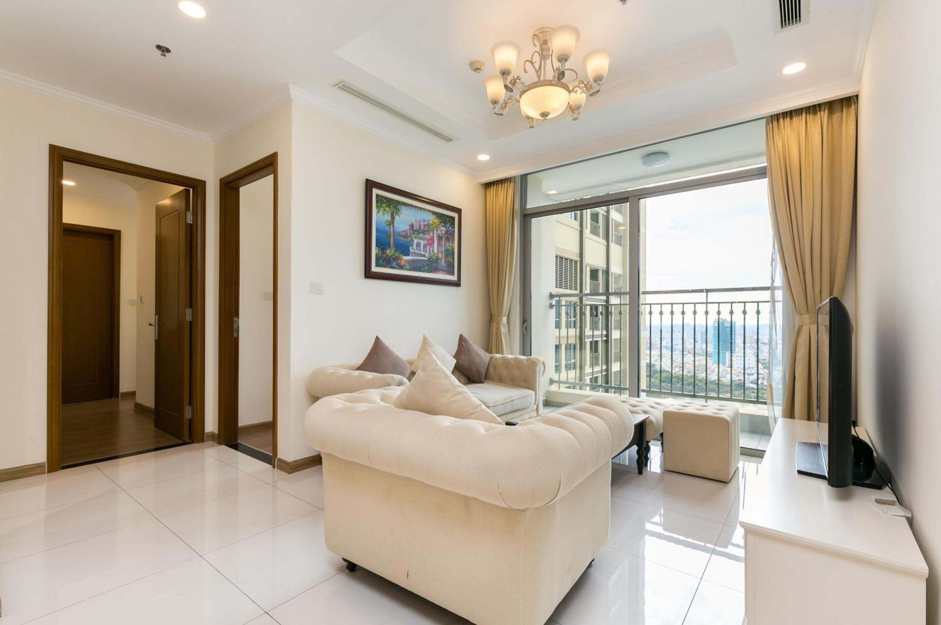Elvita Landmark Luxury Residence