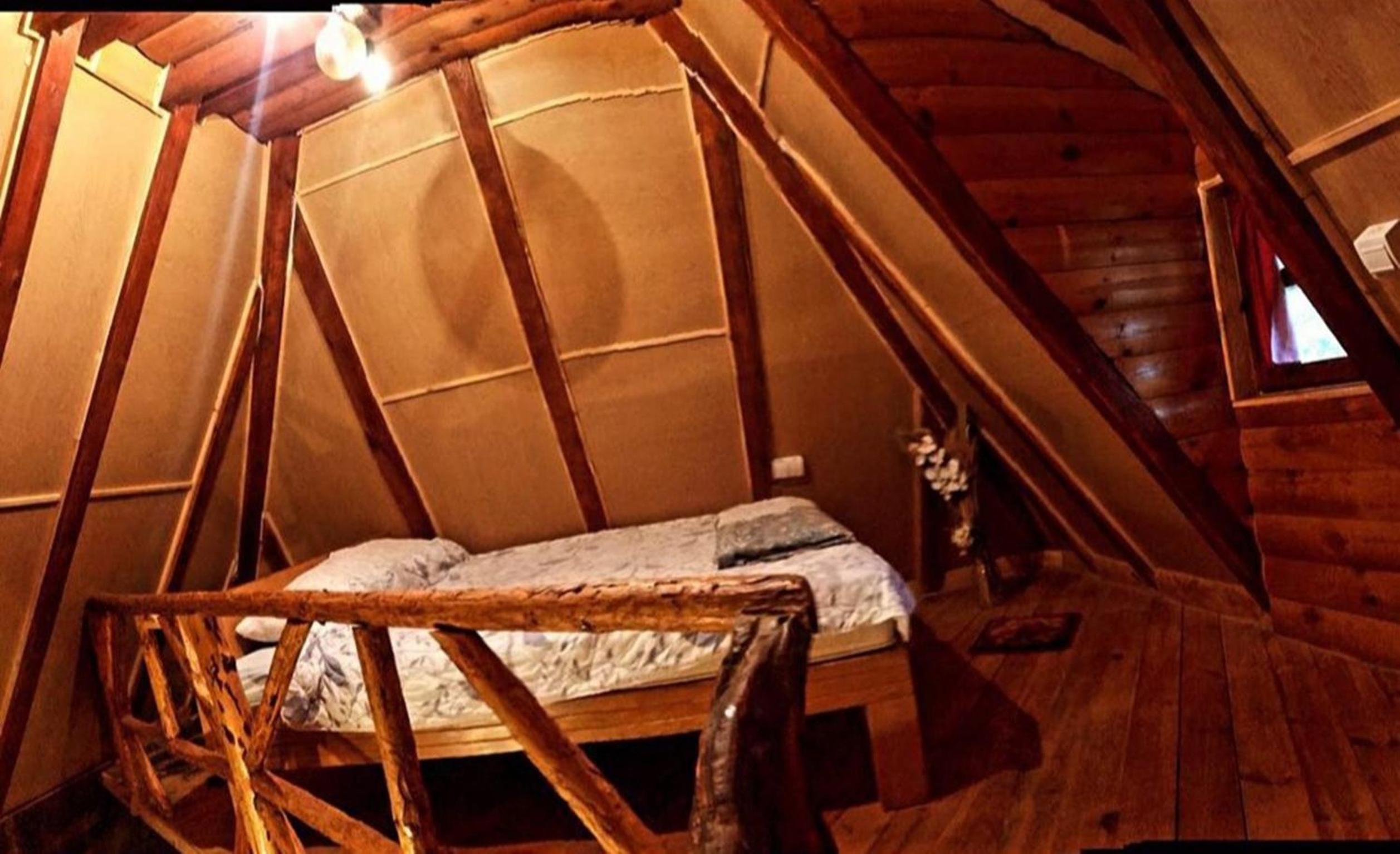 Chalet Etno Oaza near Airport