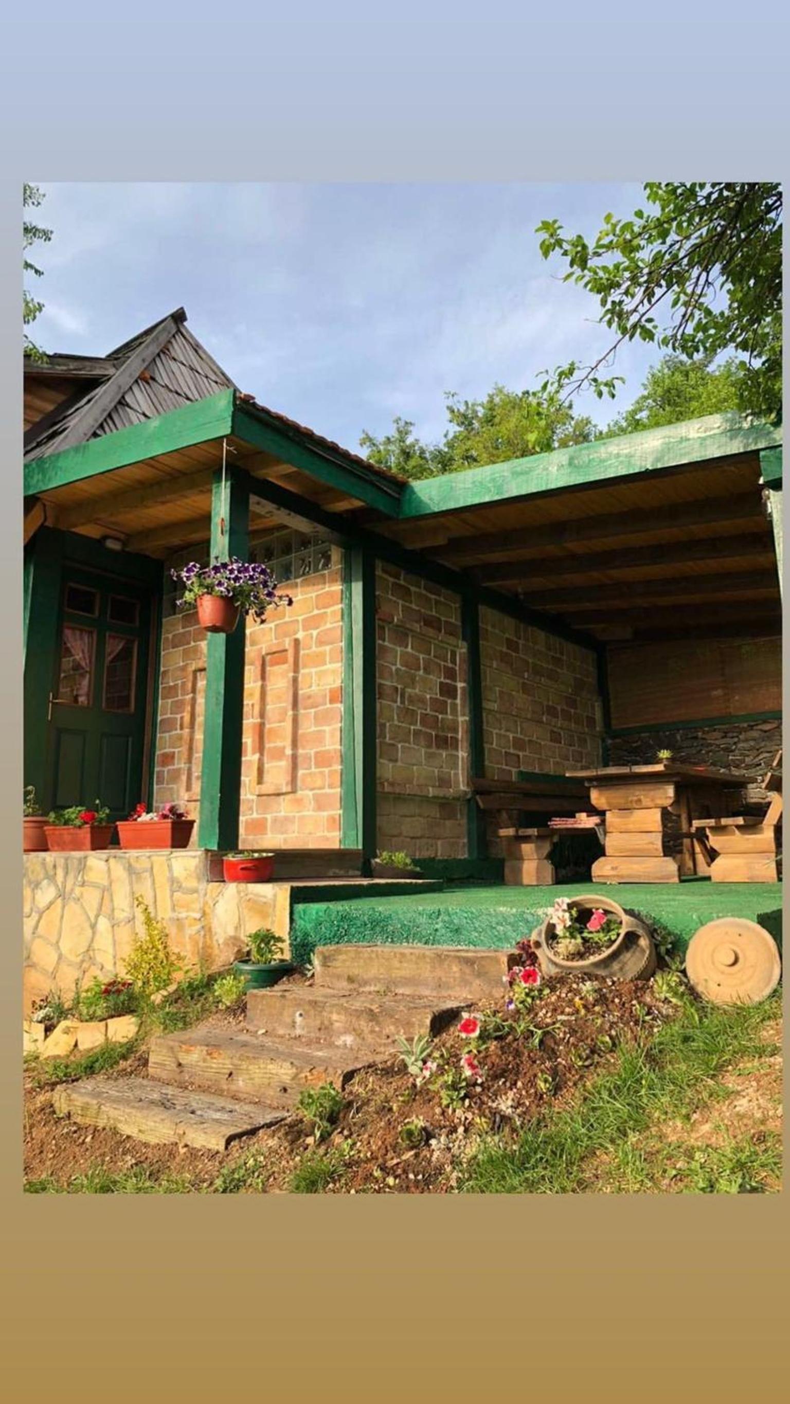 Chalet Etno Oaza near Airport
