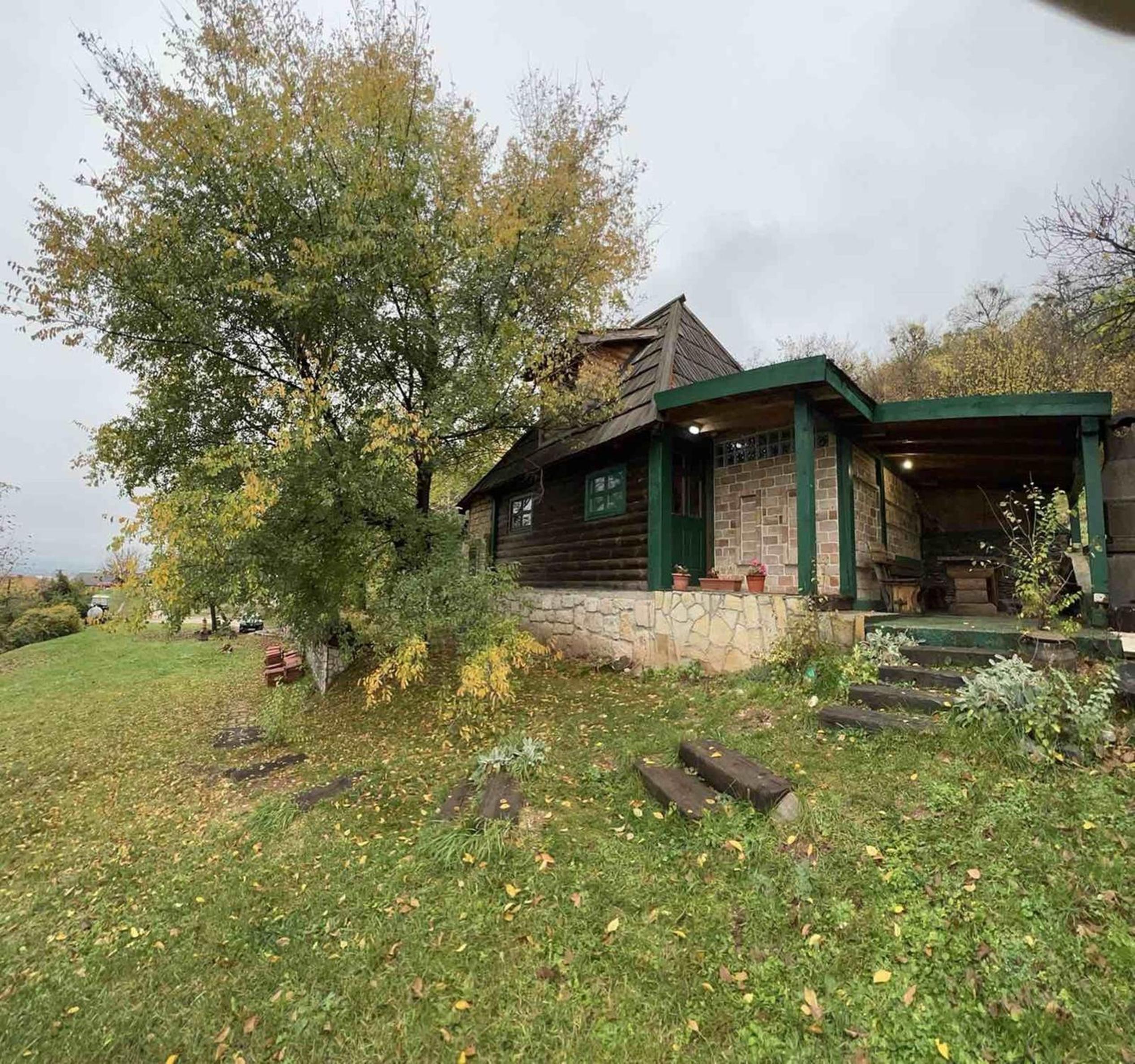 Chalet Etno Oaza near Airport