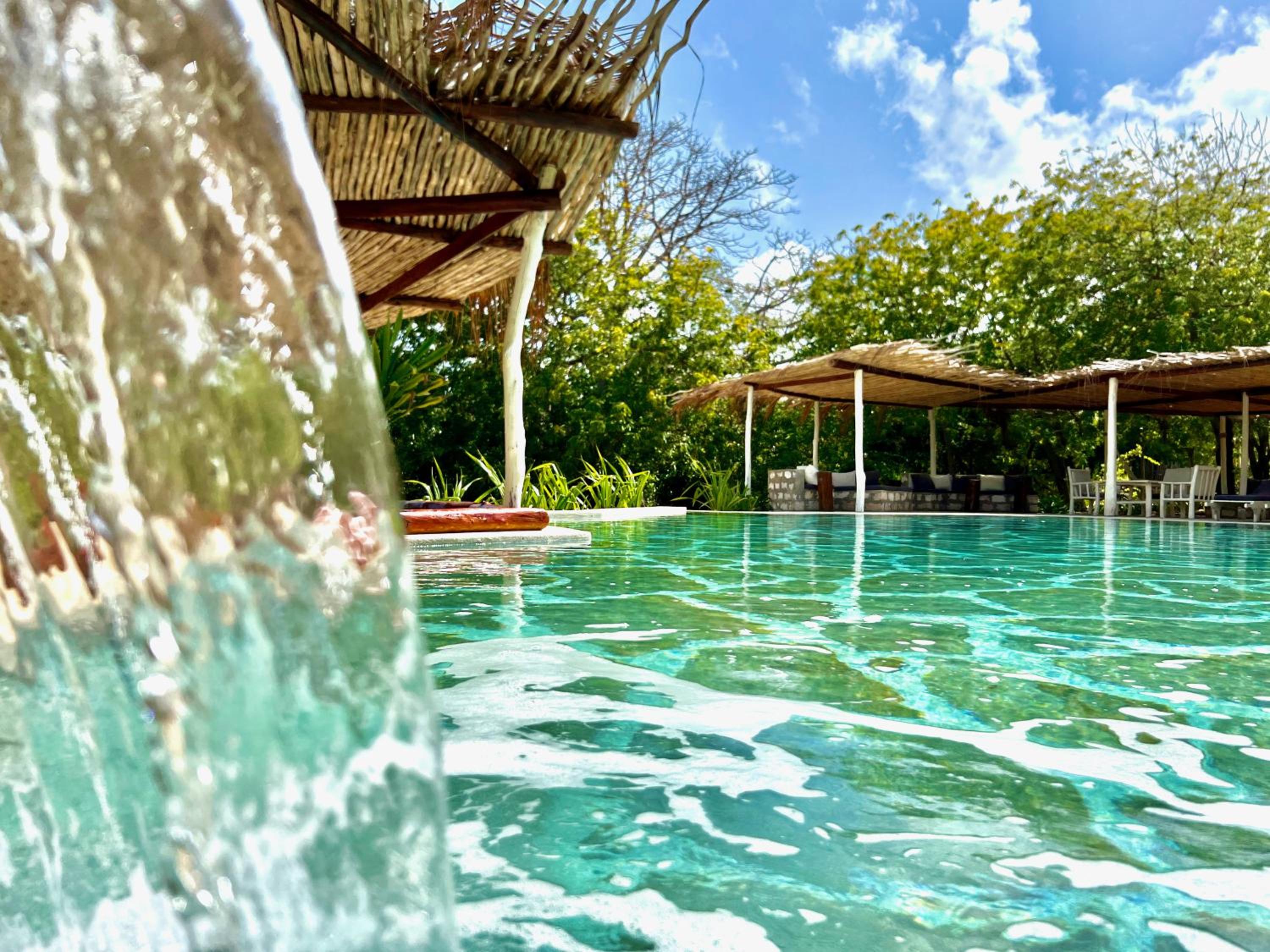 Rock and Sea Resort