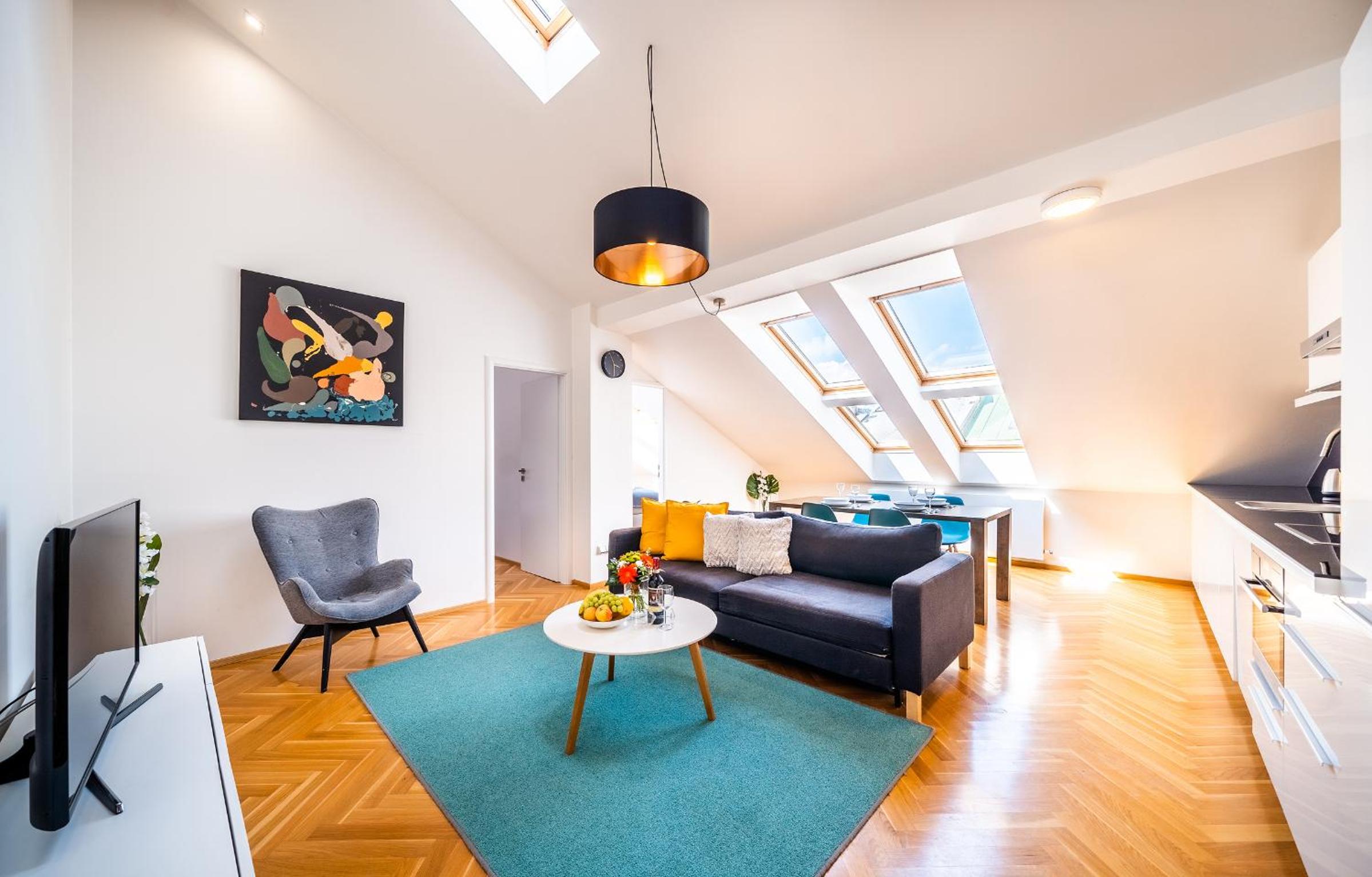 Luxurious Woodrow Wilson apt in Prague centre