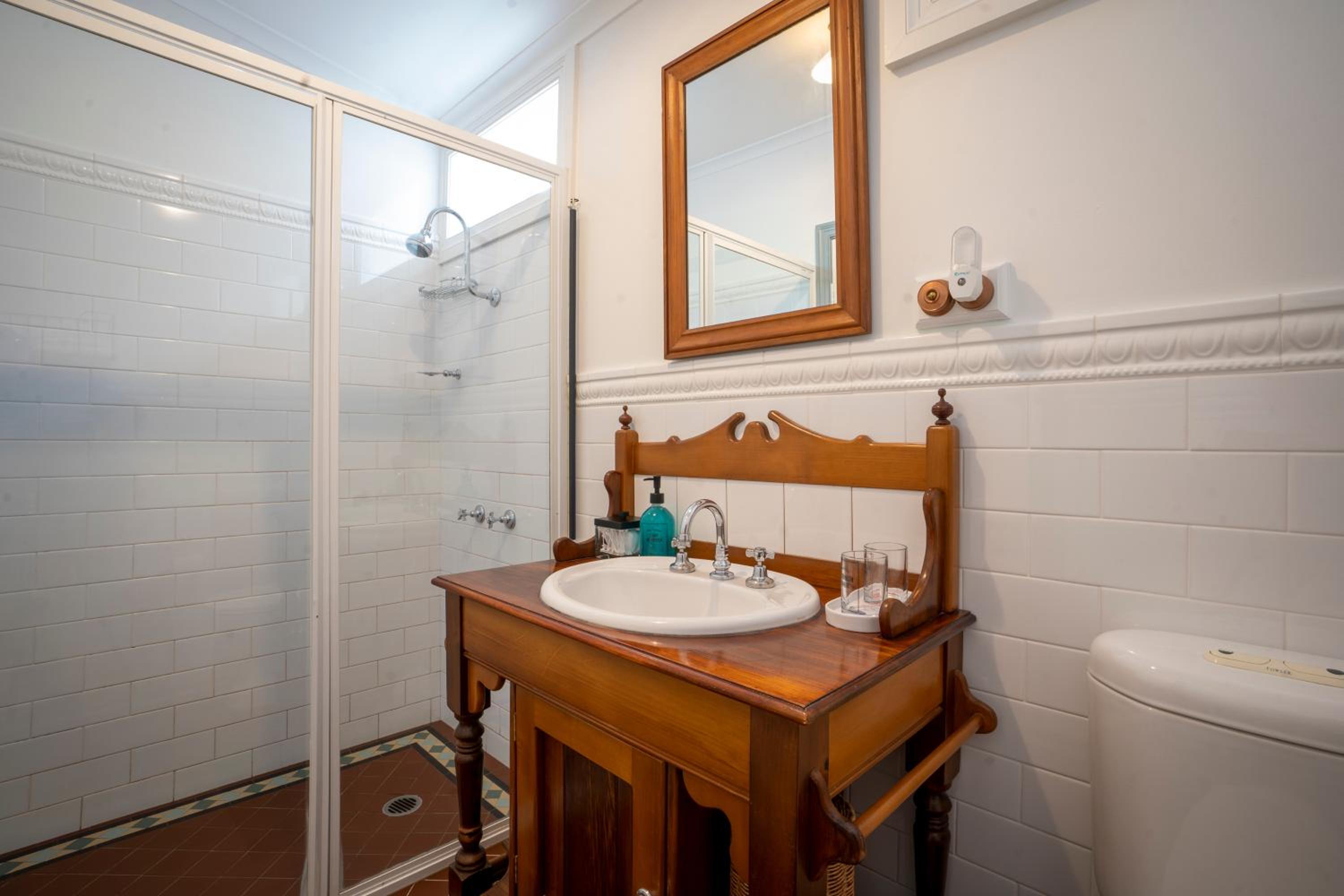 Cosy coastal cottage- Allwood Harbour