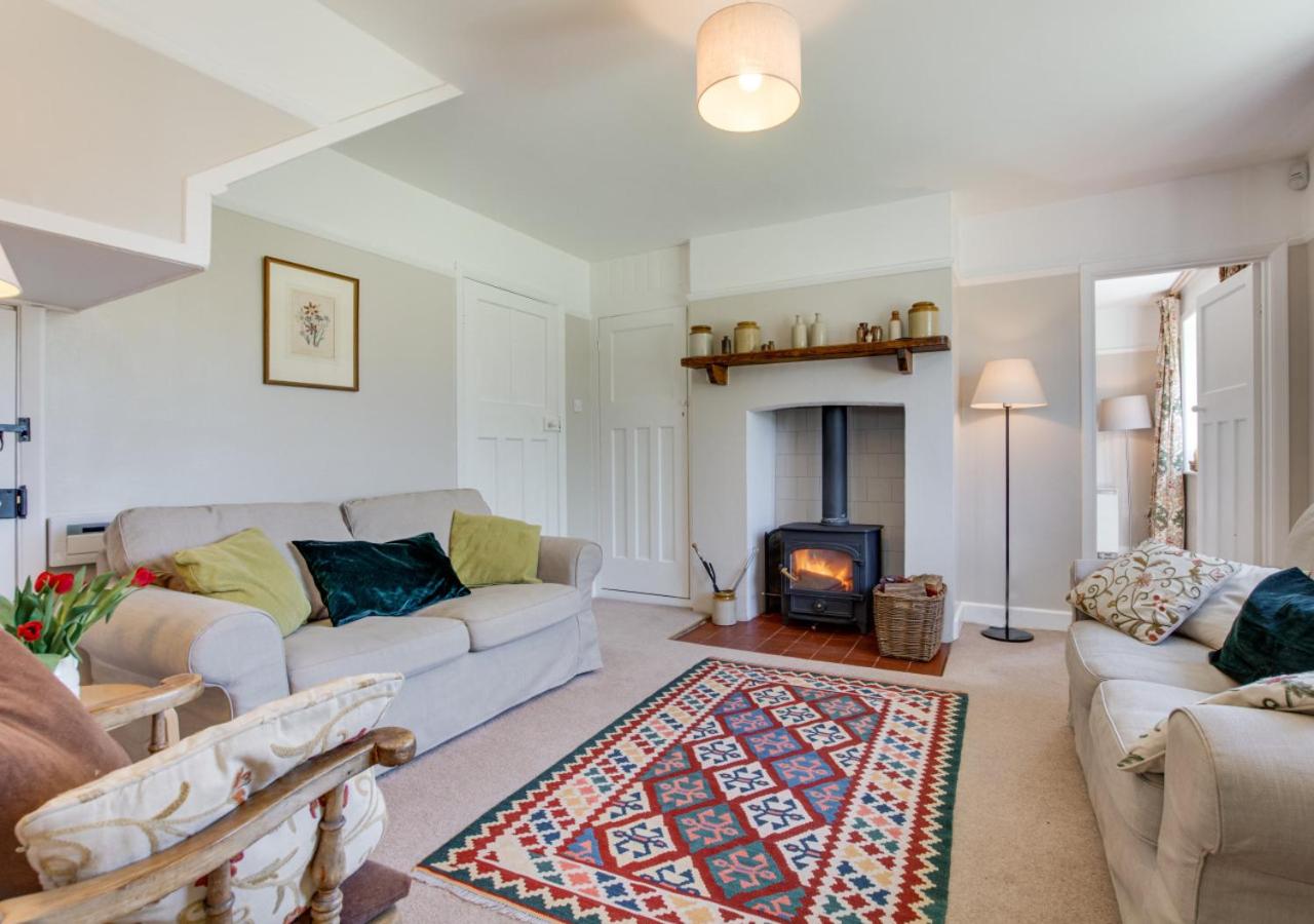 3 Bed in Tenterden oc-tn555