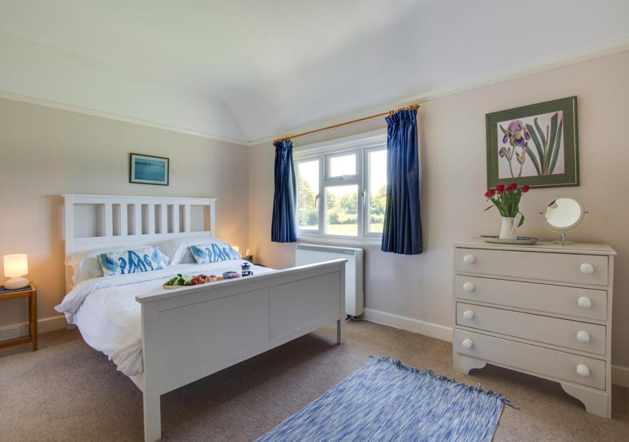 3 Bed in Tenterden oc-tn555