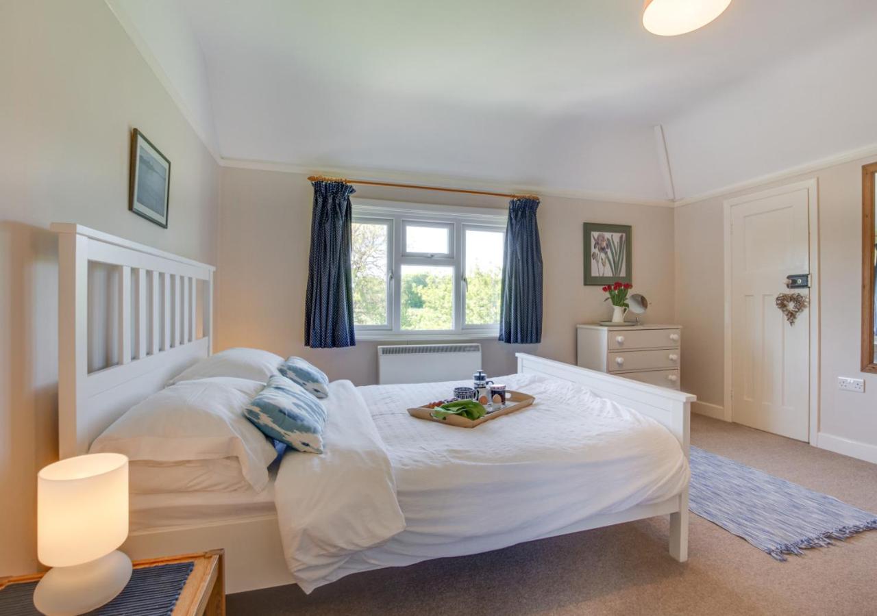 3 Bed in Tenterden oc-tn555