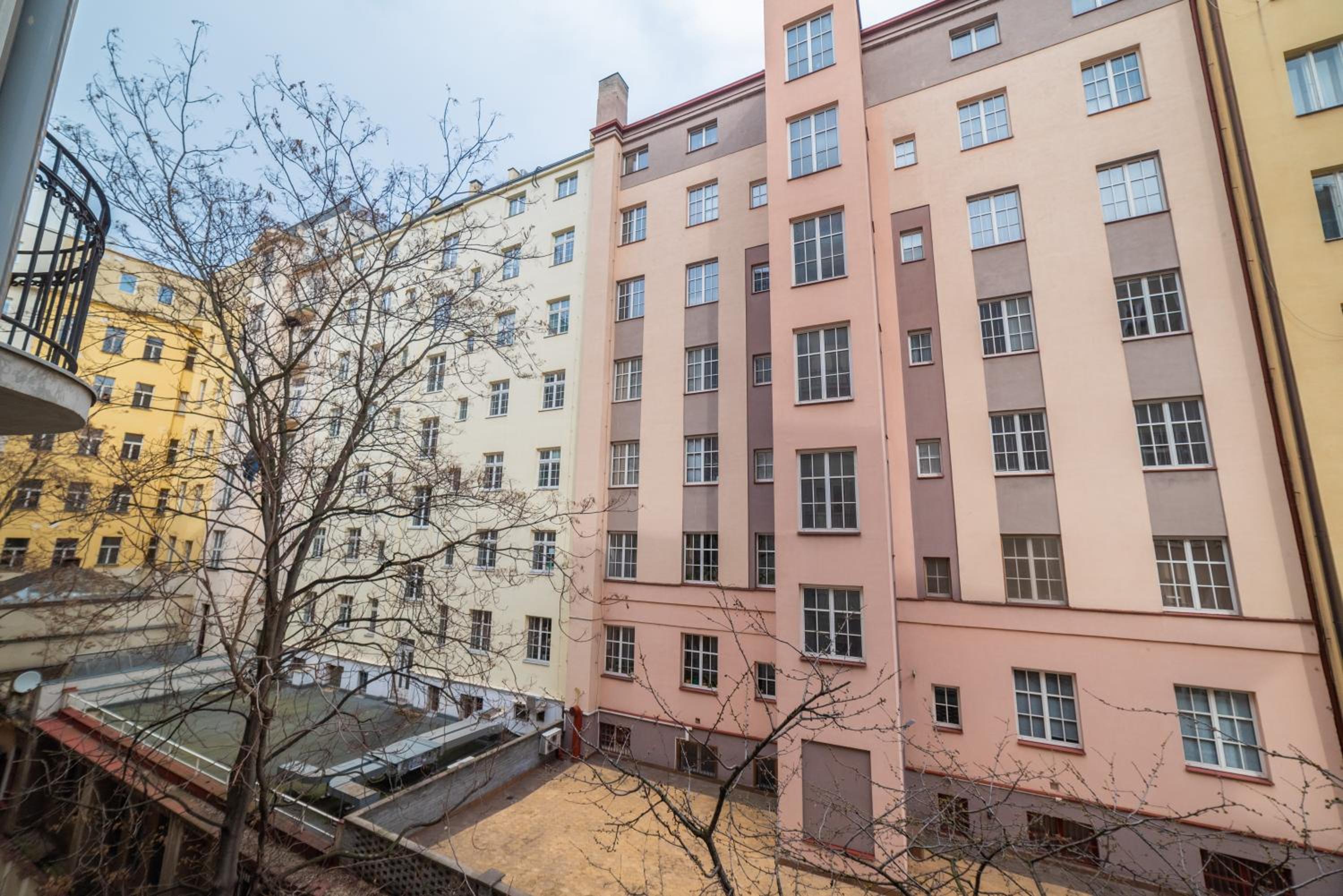 New apartments near Dancing house
