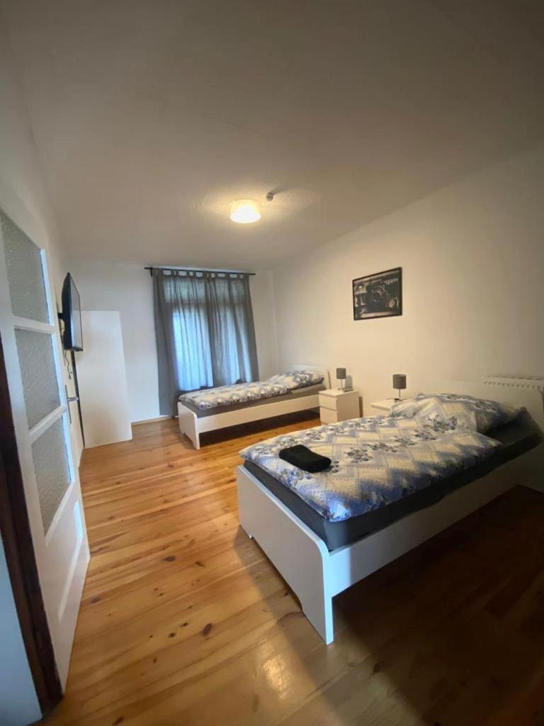 Monteurzimmer Pavan IK1 , Apartment for Workers Saarlouis Saarbrucken Uberherrn - KEINE Ferienwohnung - Property Image 7