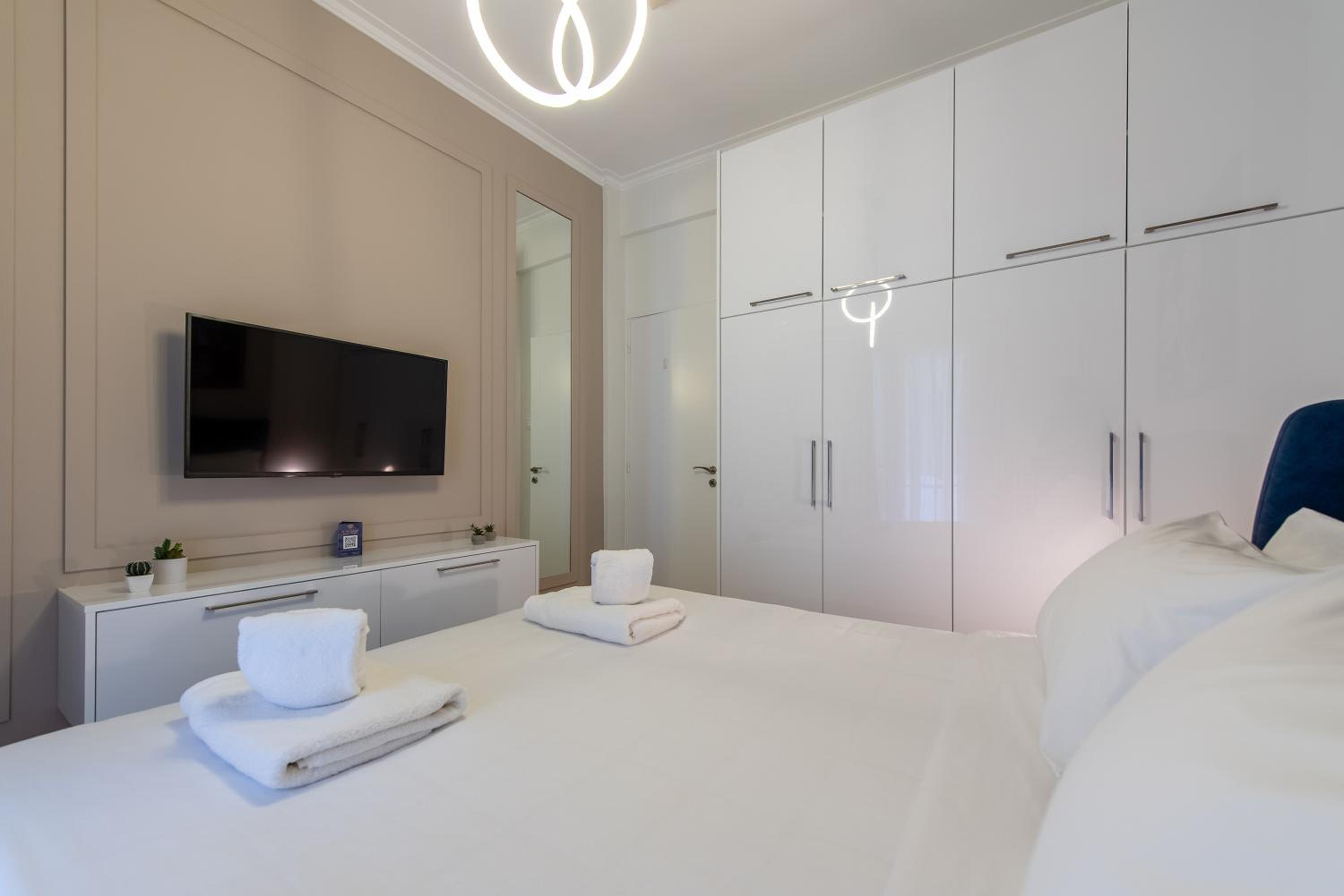 MEDLUXE COZY APARTMENT!