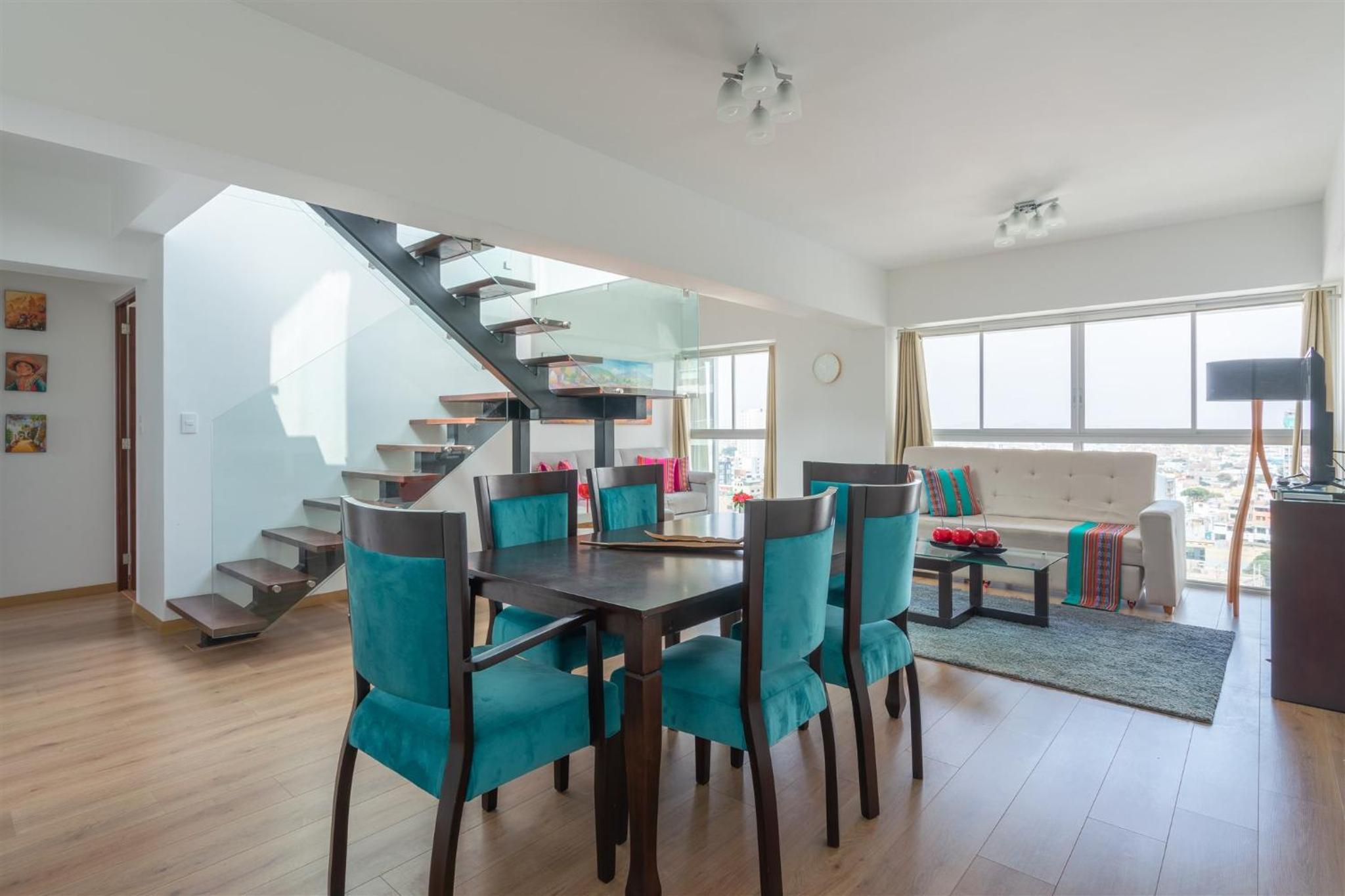 Penthouse with Private Jacuzzi by GLOBALSTAY view 5