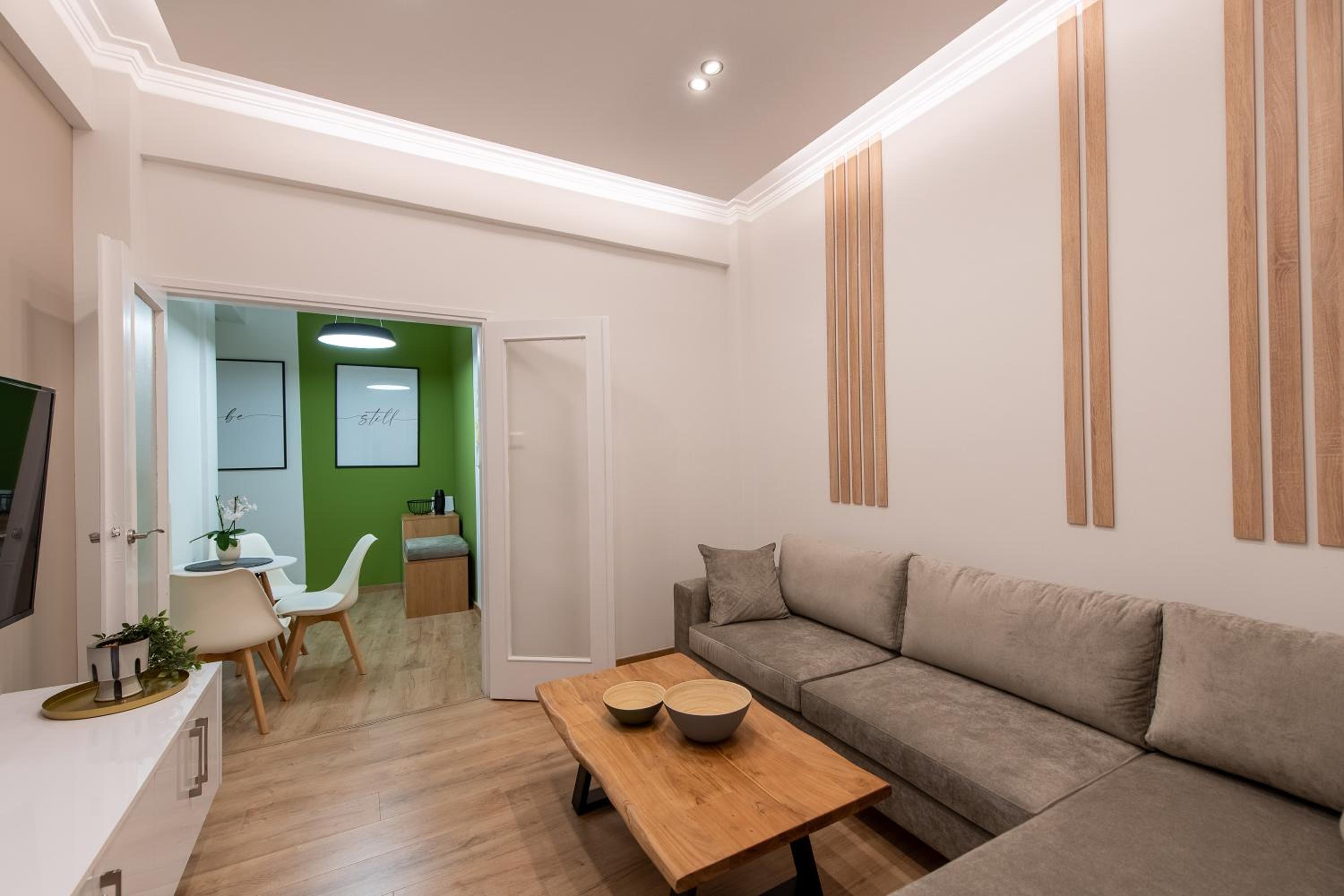 MEDLUXE COZY APARTMENT!