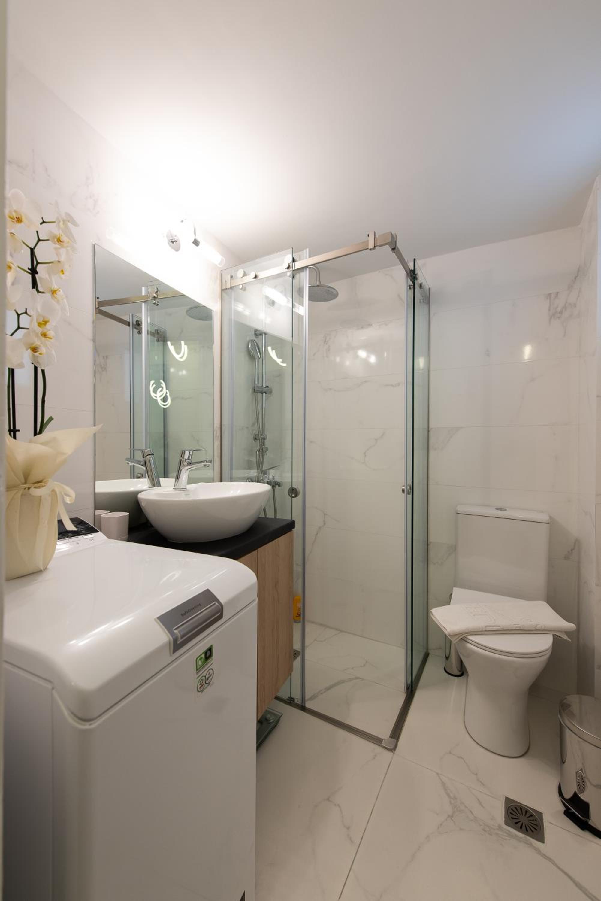 MEDLUXE COZY APARTMENT!